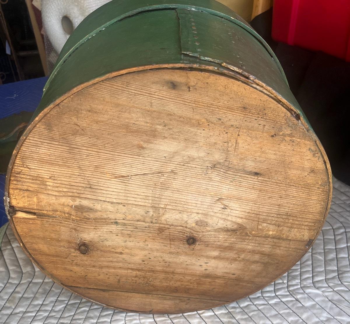 Hand-Crafted 19Thc Original Apple Green Pantry Box From New England