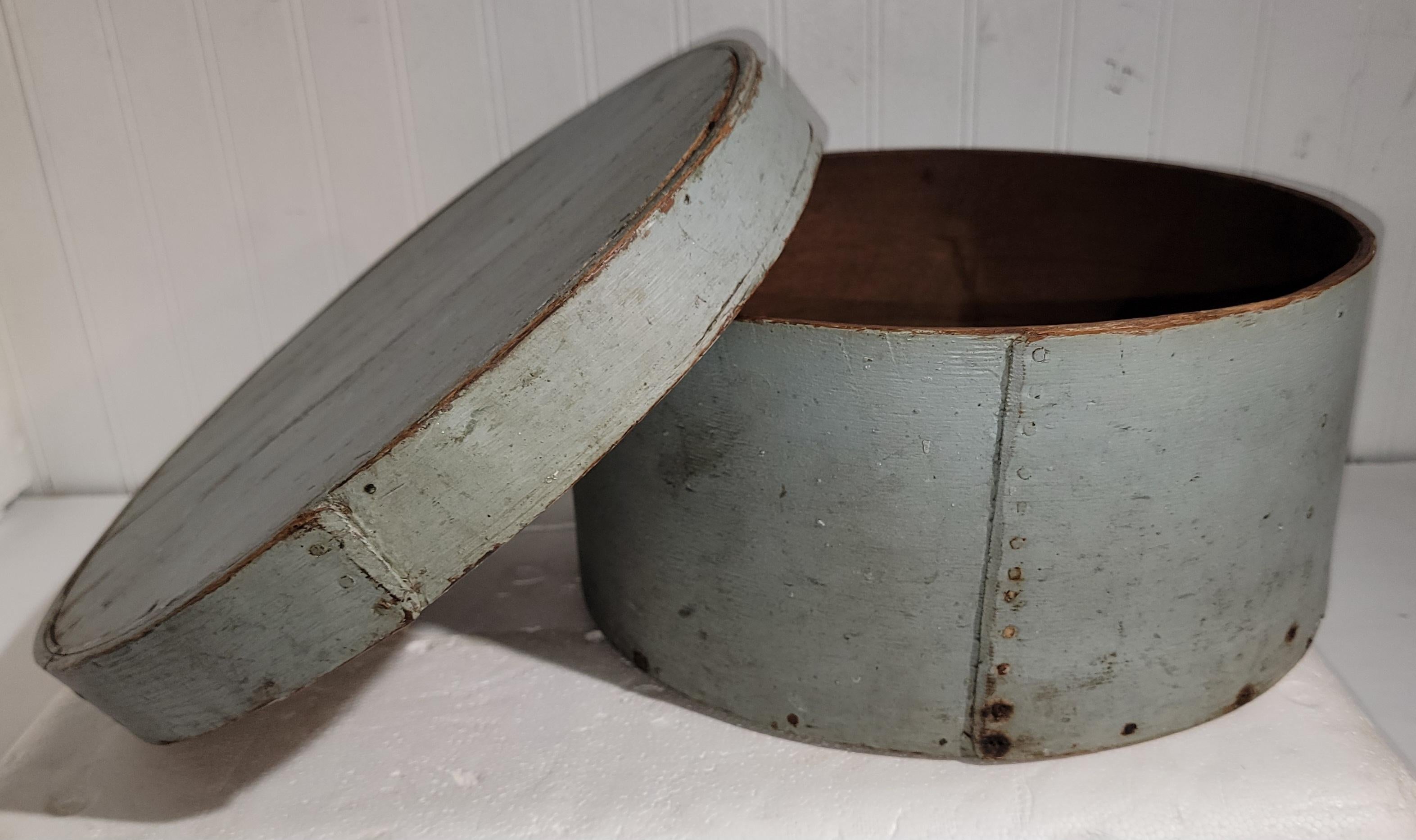 19Thc Caja de despensa grande original azul/gris Hecho a mano en venta