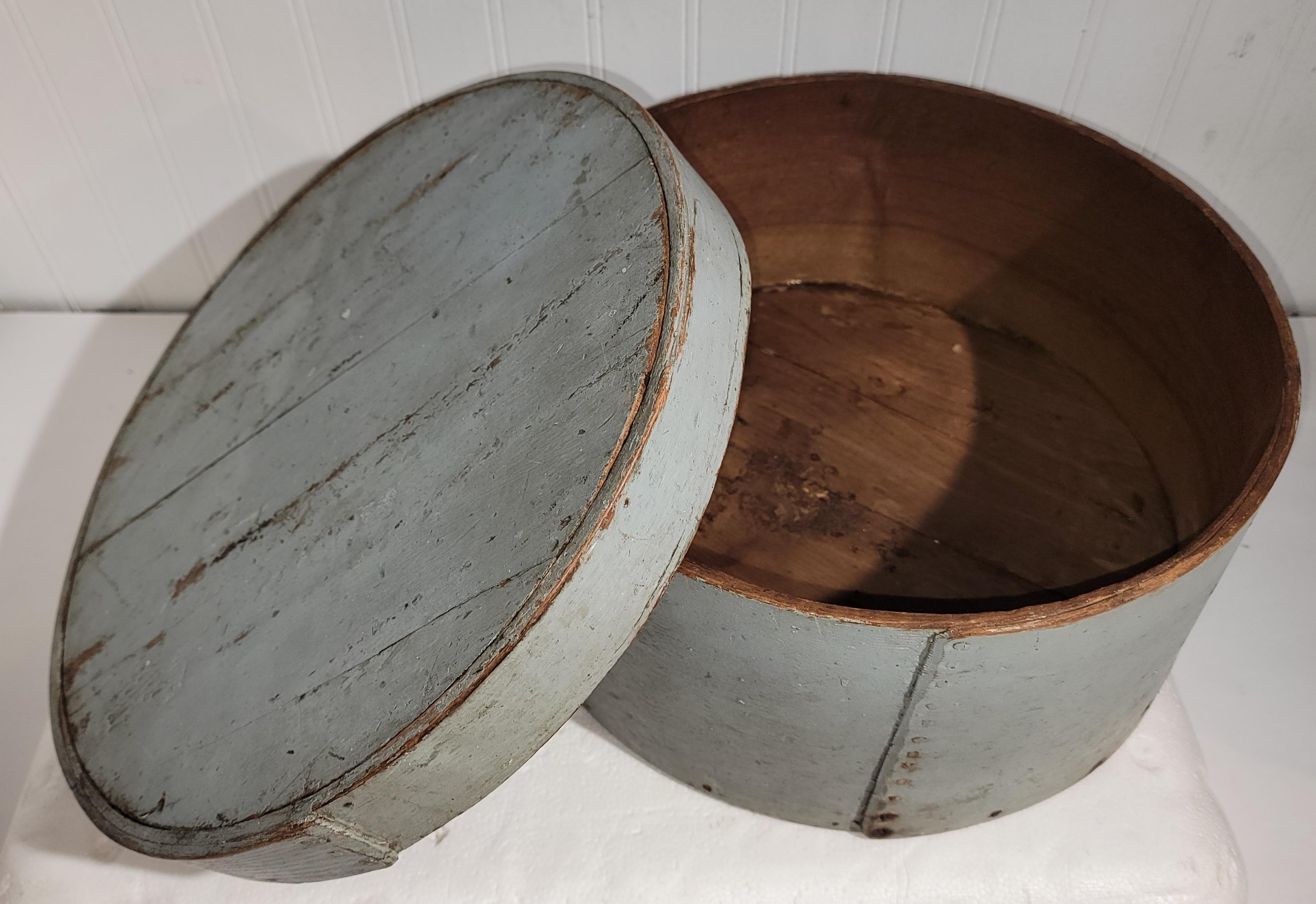 19Thc Caja de despensa grande original azul/gris en Bueno estado para la venta en Los Angeles, CA