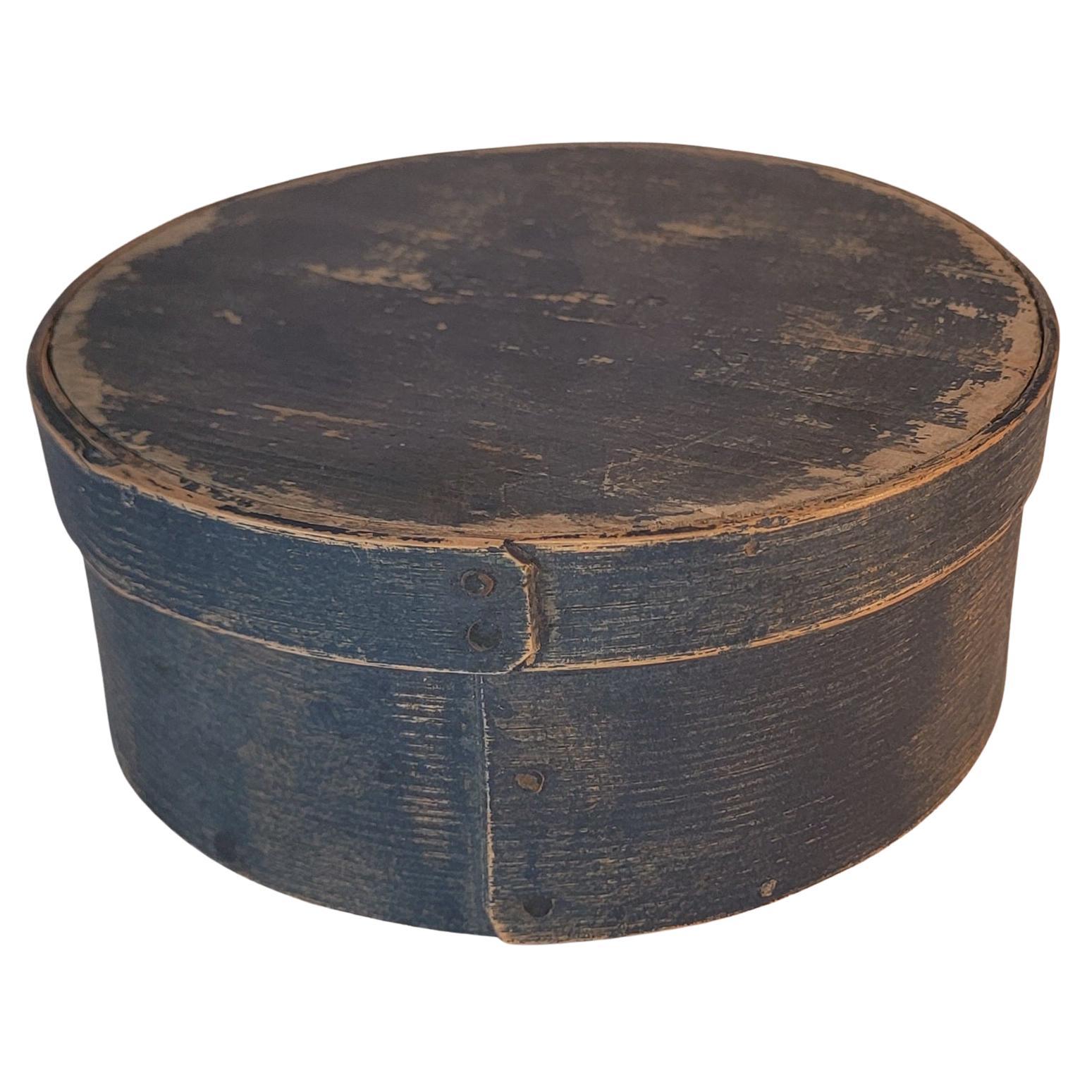 Boîte à provisions moyenne originale du XIXe siècle, peinte en bleu