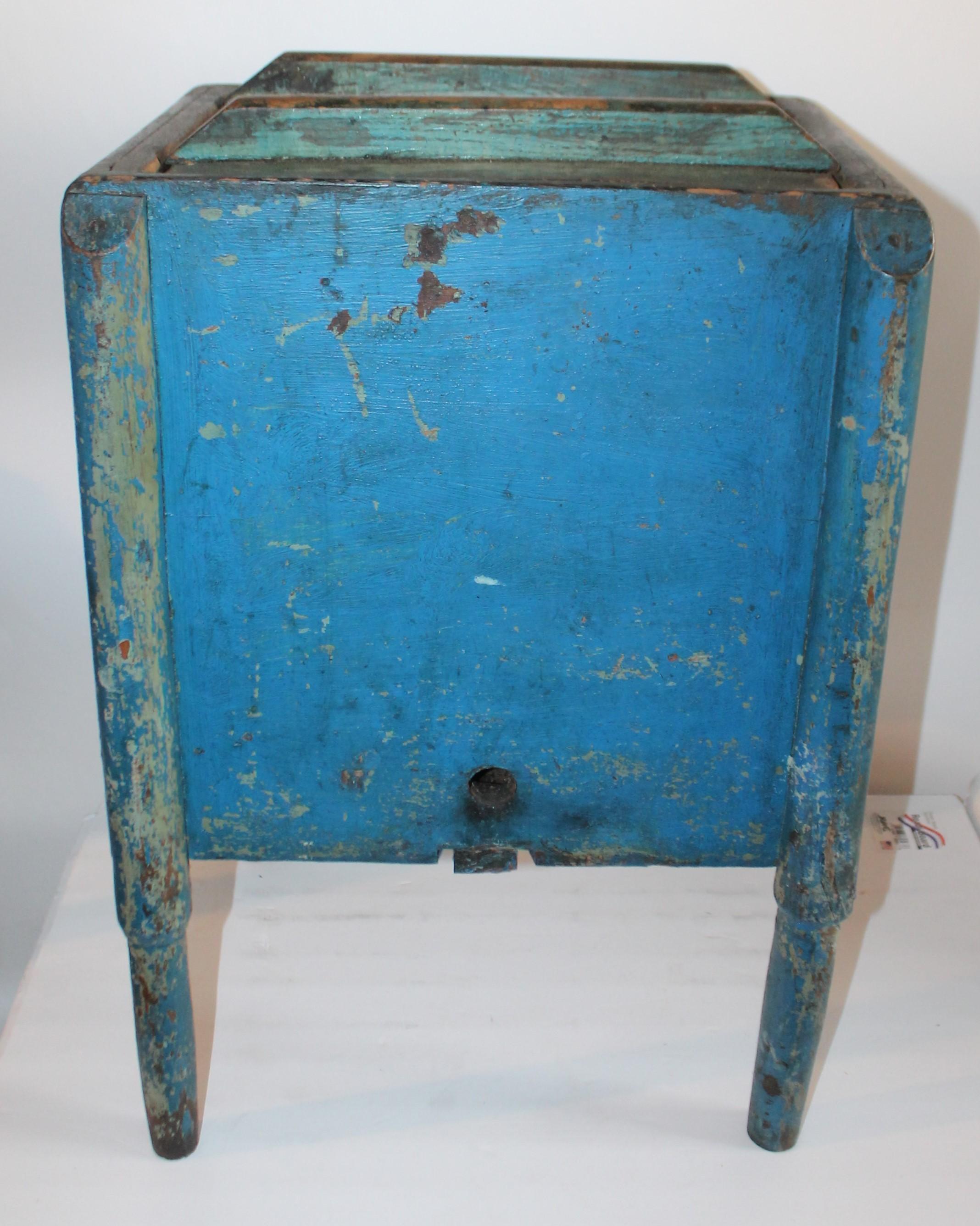 19th Century Original Blue Painted Side Table / Churn In Good Condition In Los Angeles, CA
