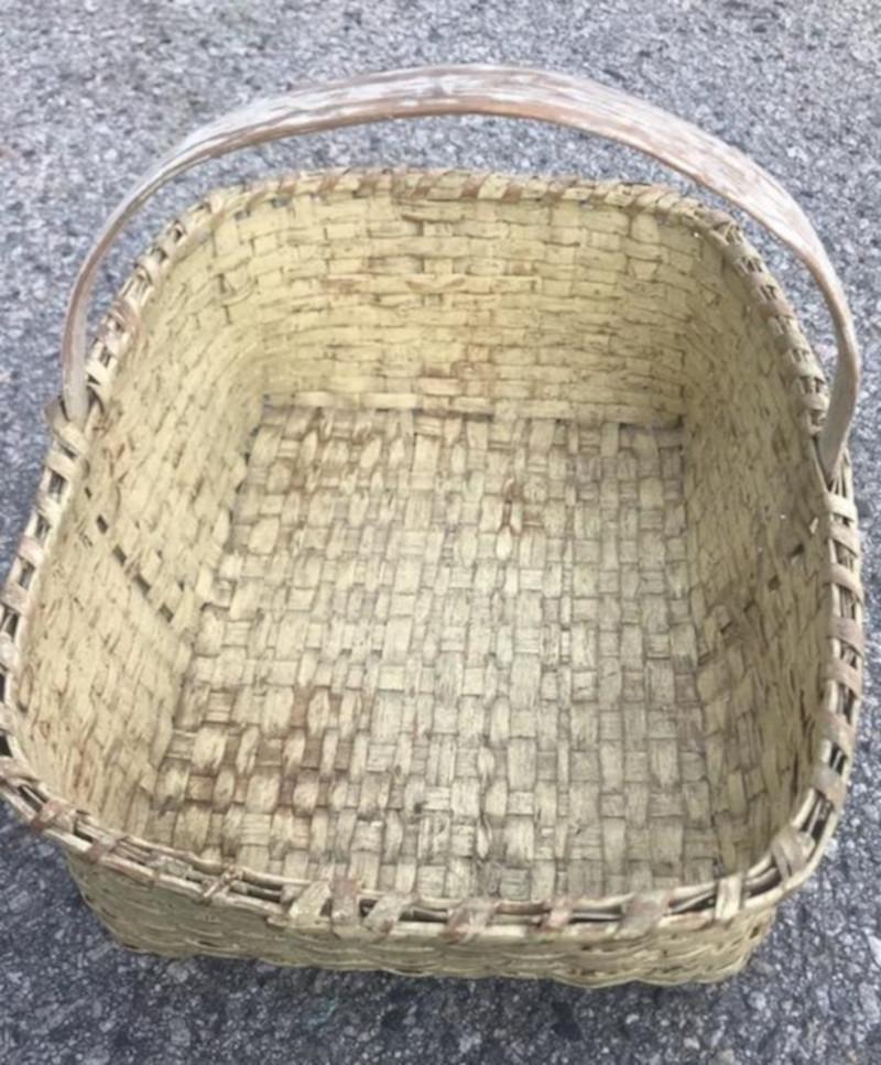Hand-Painted 19th Century Original Buttercup Painted Basket from New England For Sale