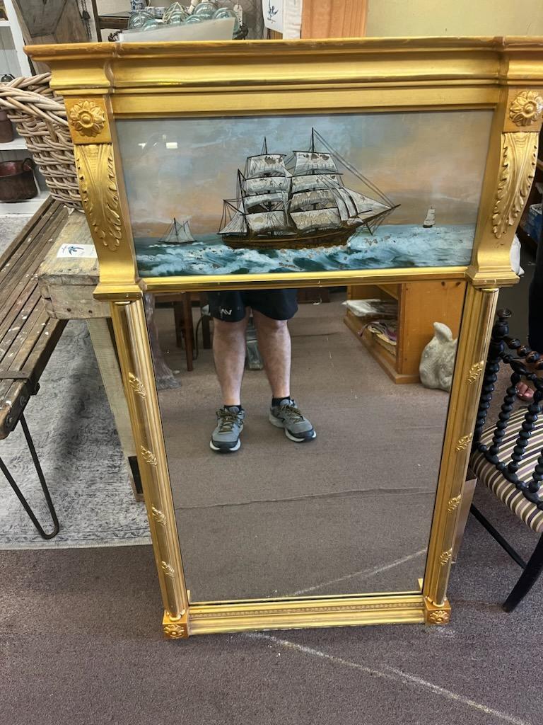 Diese erstaunliche Hand gemalt und vergoldet Wandspiegel ist in erstaunlichem Zustand.mit einer Zitrone goldenen Rahmen & Rückseite gemalt Schiff scene.this kam aus einer Galerie in Boston, Mass.Its ein 19.

Edward t. Speck Co
Baltimore Maryland

