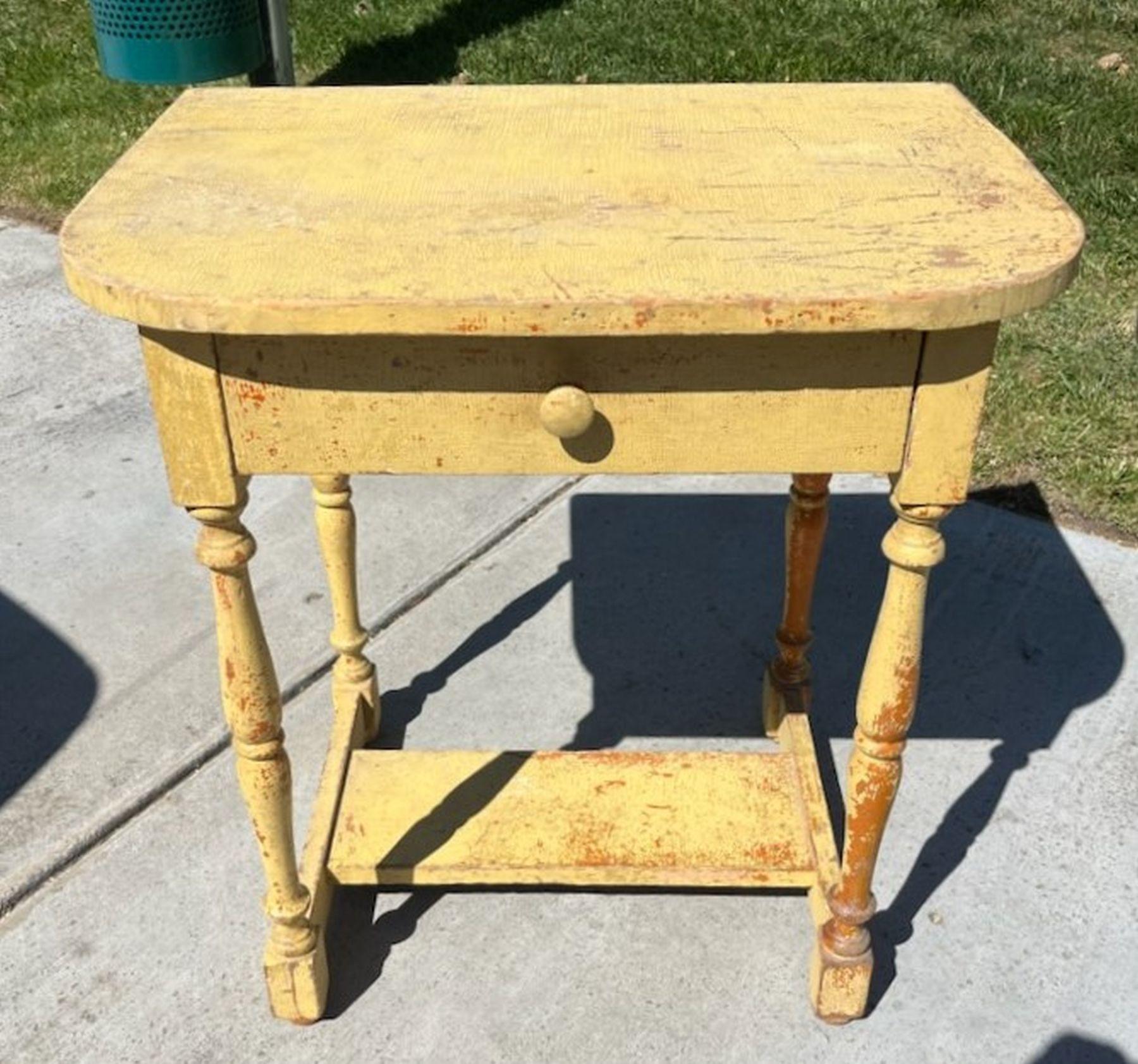 19thc Original Mustard over Red One Drawer Side Table/ Night Stand In Good Condition For Sale In Los Angeles, CA