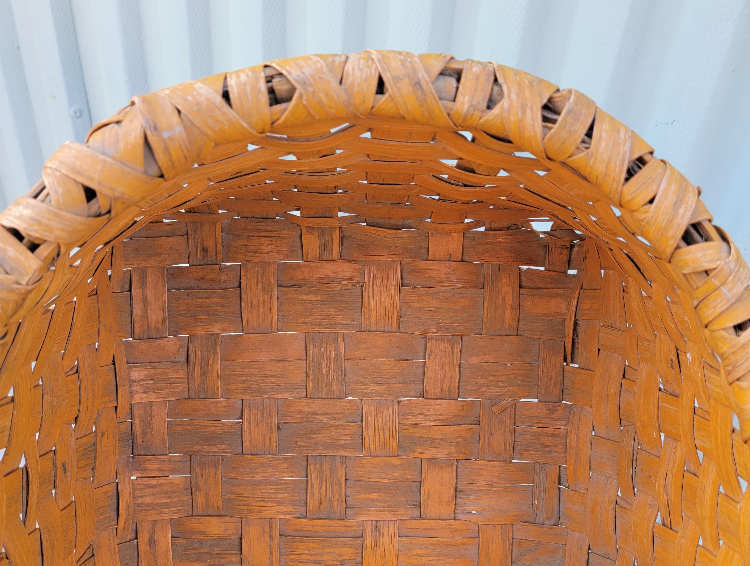 19Thc Cesta de recolección original del sur pintada de naranja.El estado es muy bueno.
