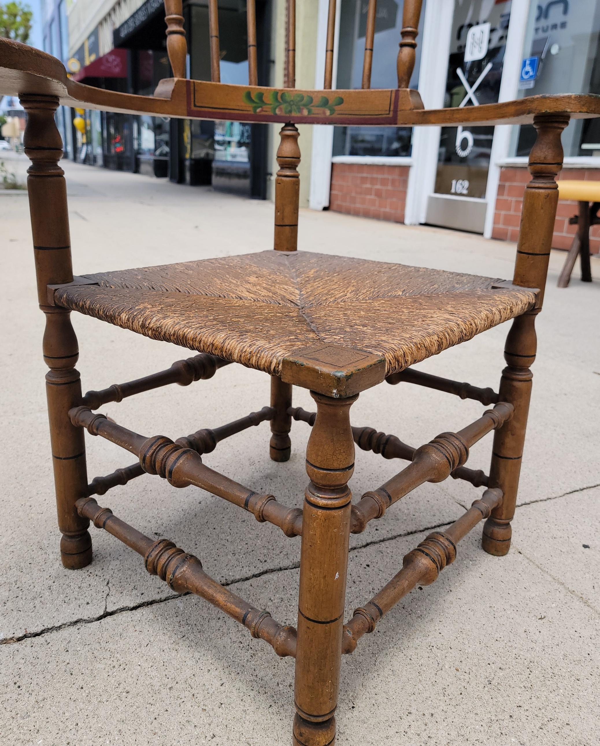 Adirondack 19Thc Original Paint Decorated Writing Arm Windsor Chair en vente