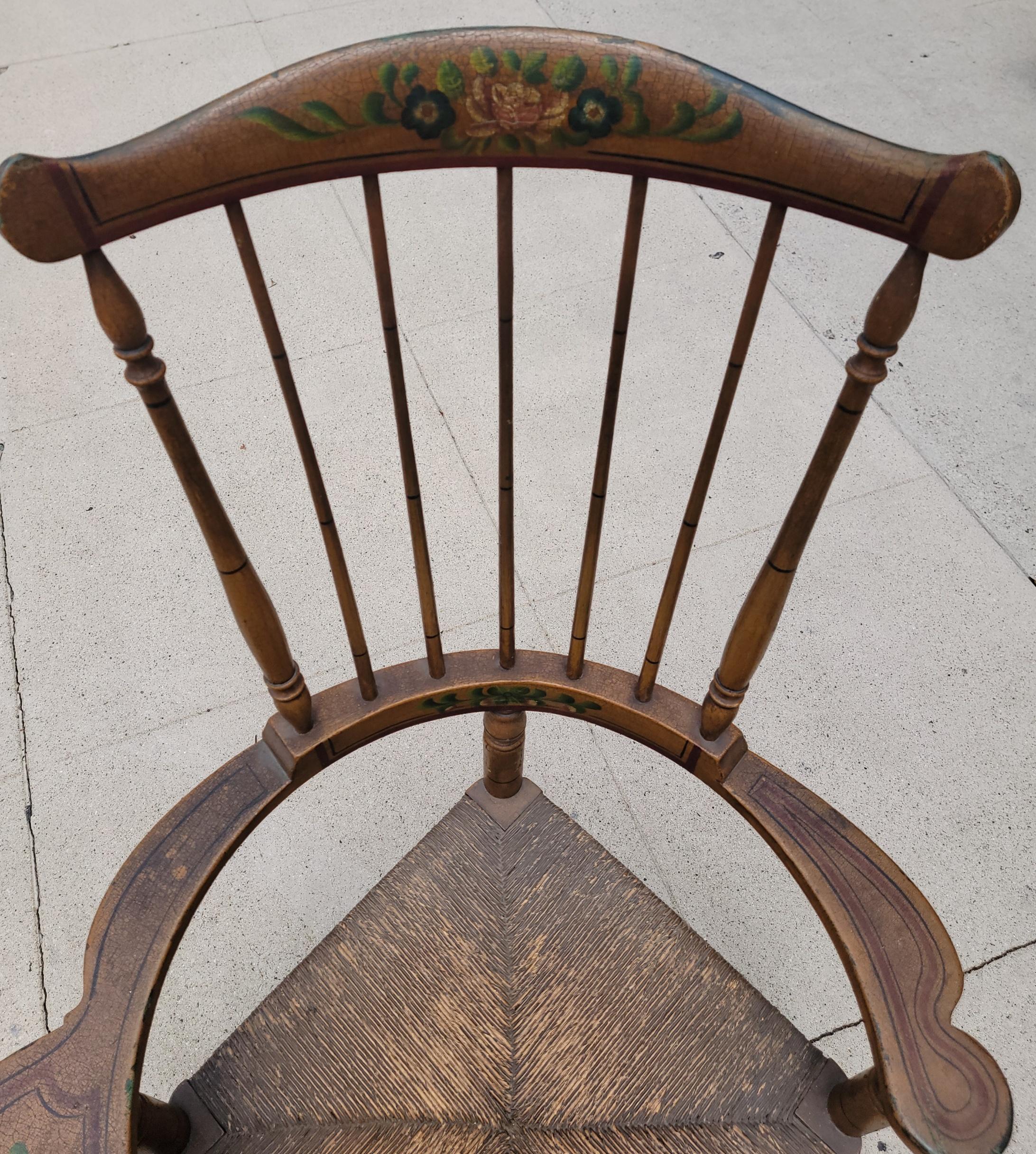 19Thc Original Paint Decorated Writing Arm Windsor Chair en vente 1