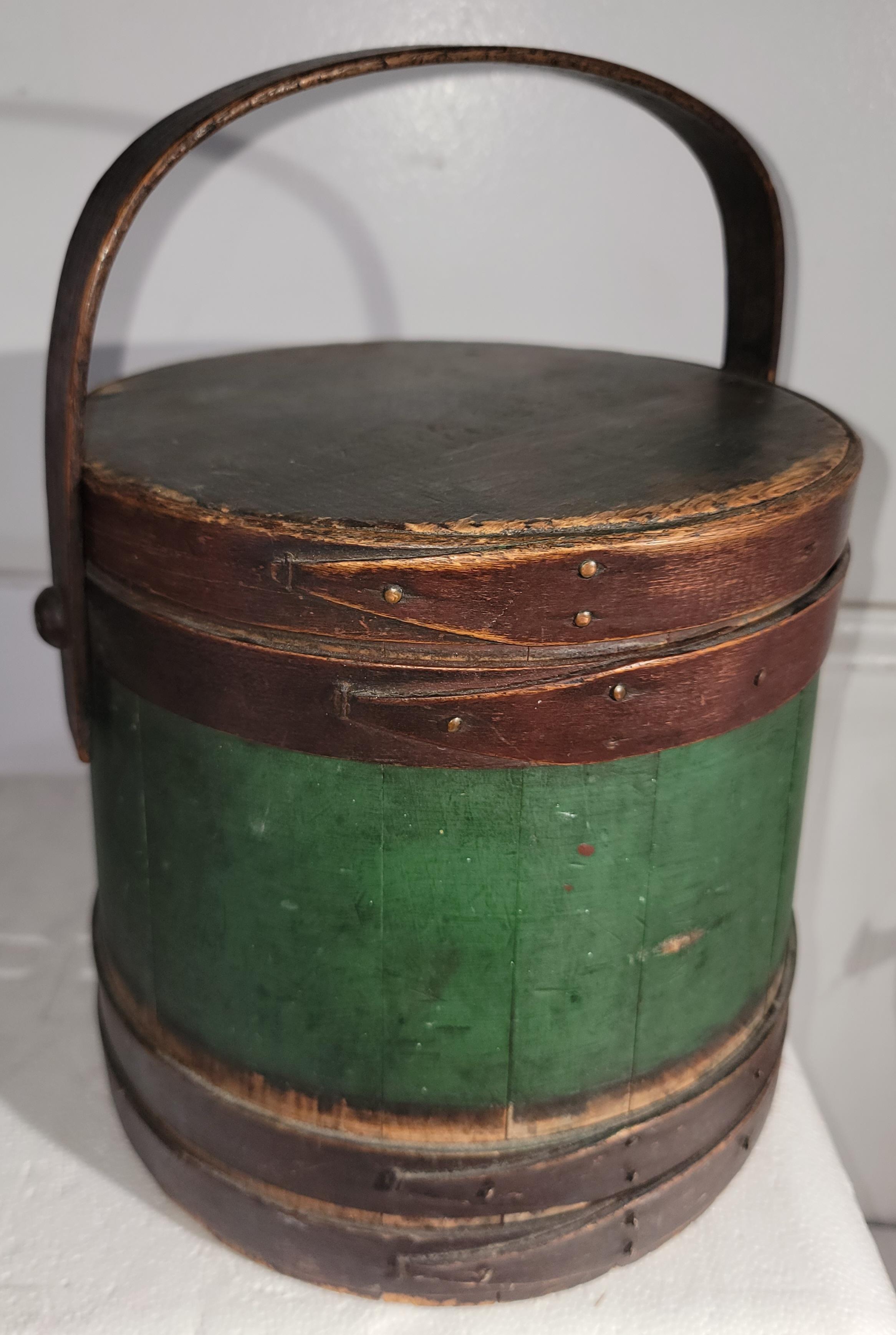 American 19Thc Original Painted Furkin / Bucket From New England For Sale