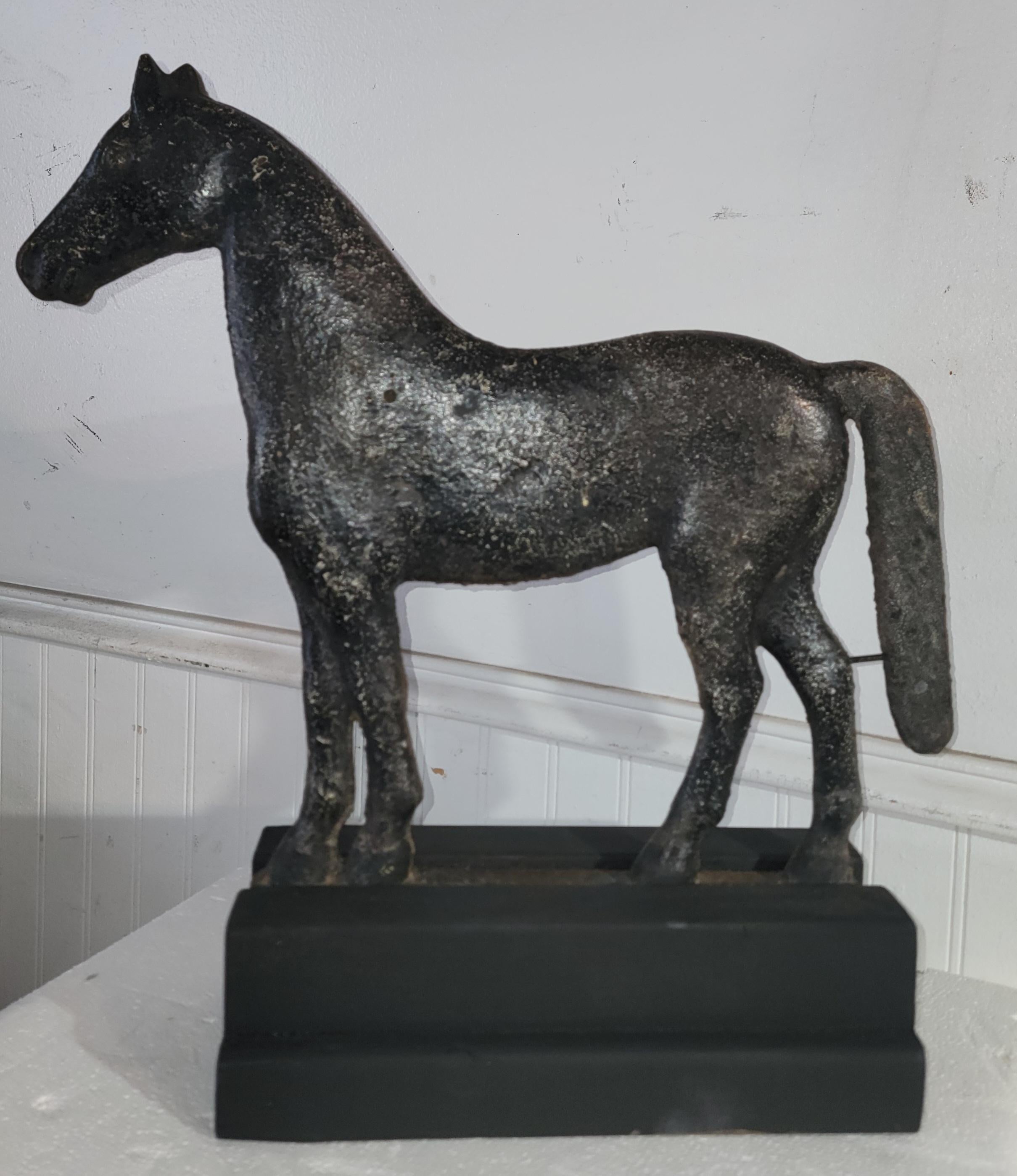 19thc Original Painted Horse  Windmill Weight on Base (Adirondack) im Angebot