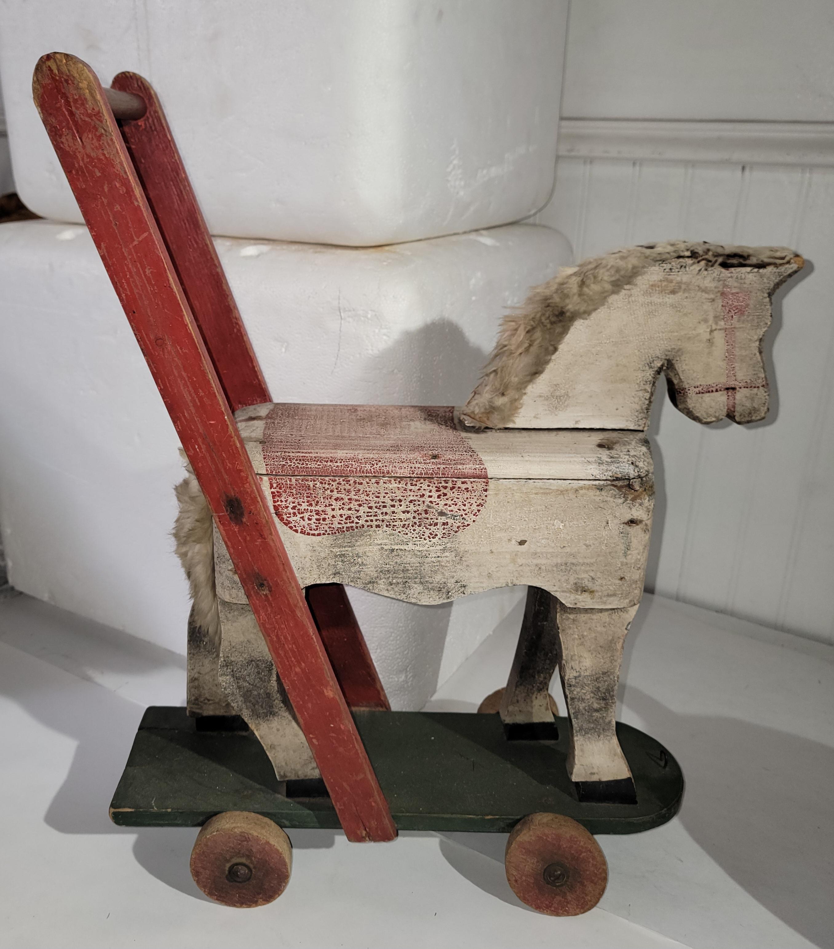 Cheval à tirer peint original du 19e siècle Bon état - En vente à Los Angeles, CA