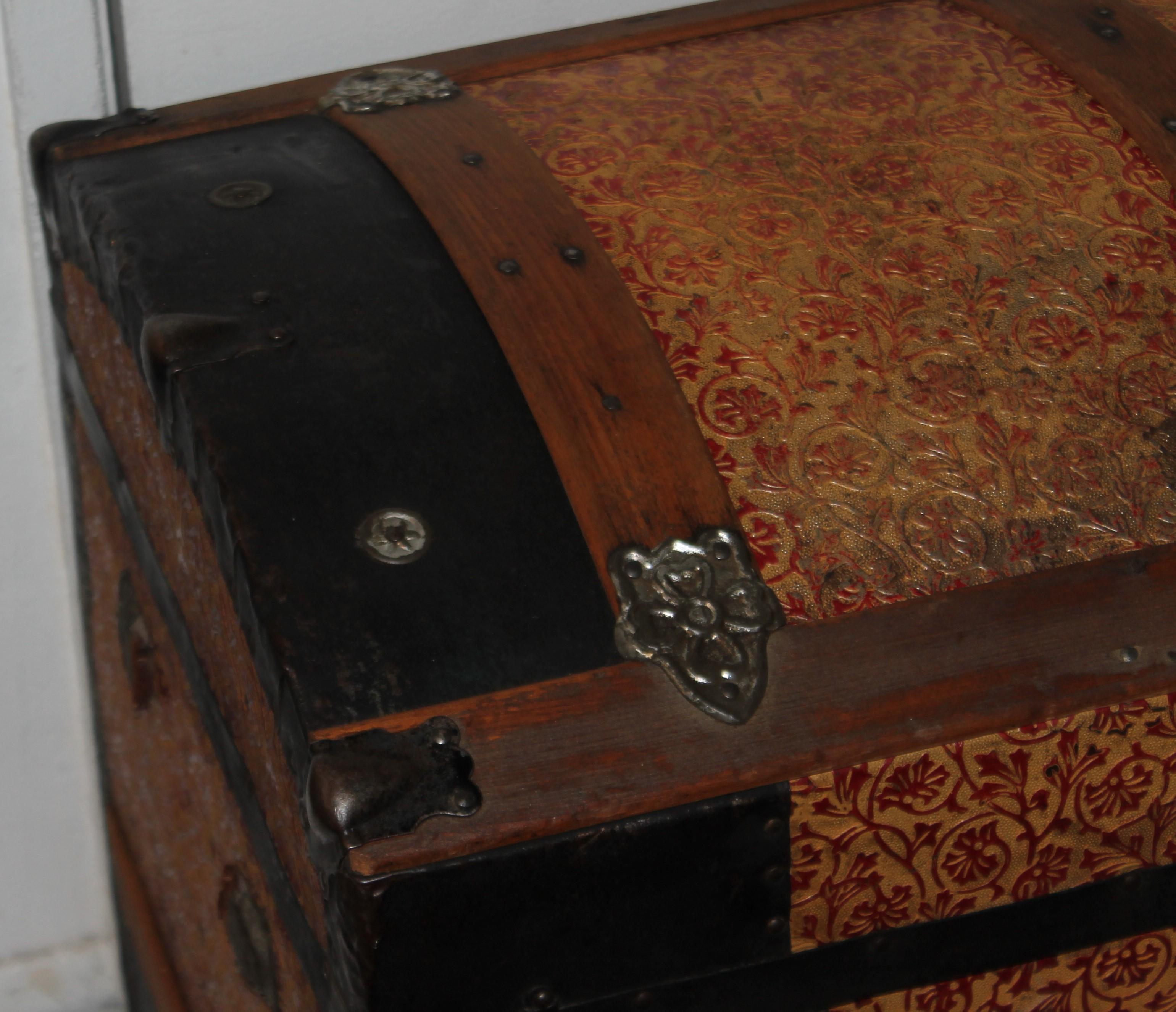 19Thc Original Painted Steamer Trunk 3