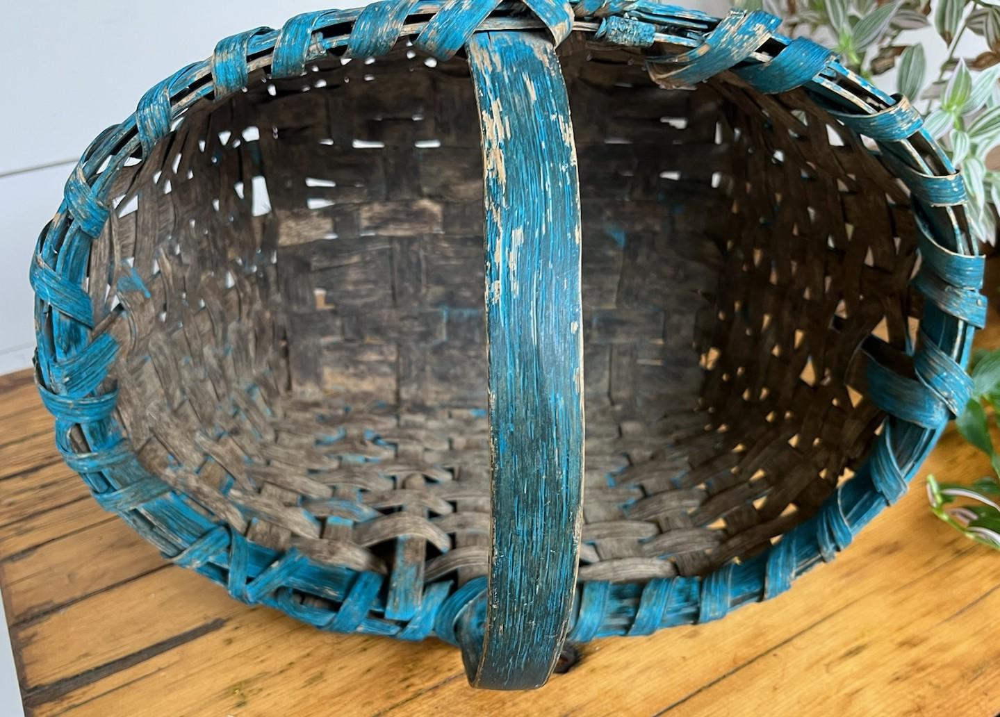 Hand-Crafted 19Thc Original Robin Egg Blue Basket For Sale
