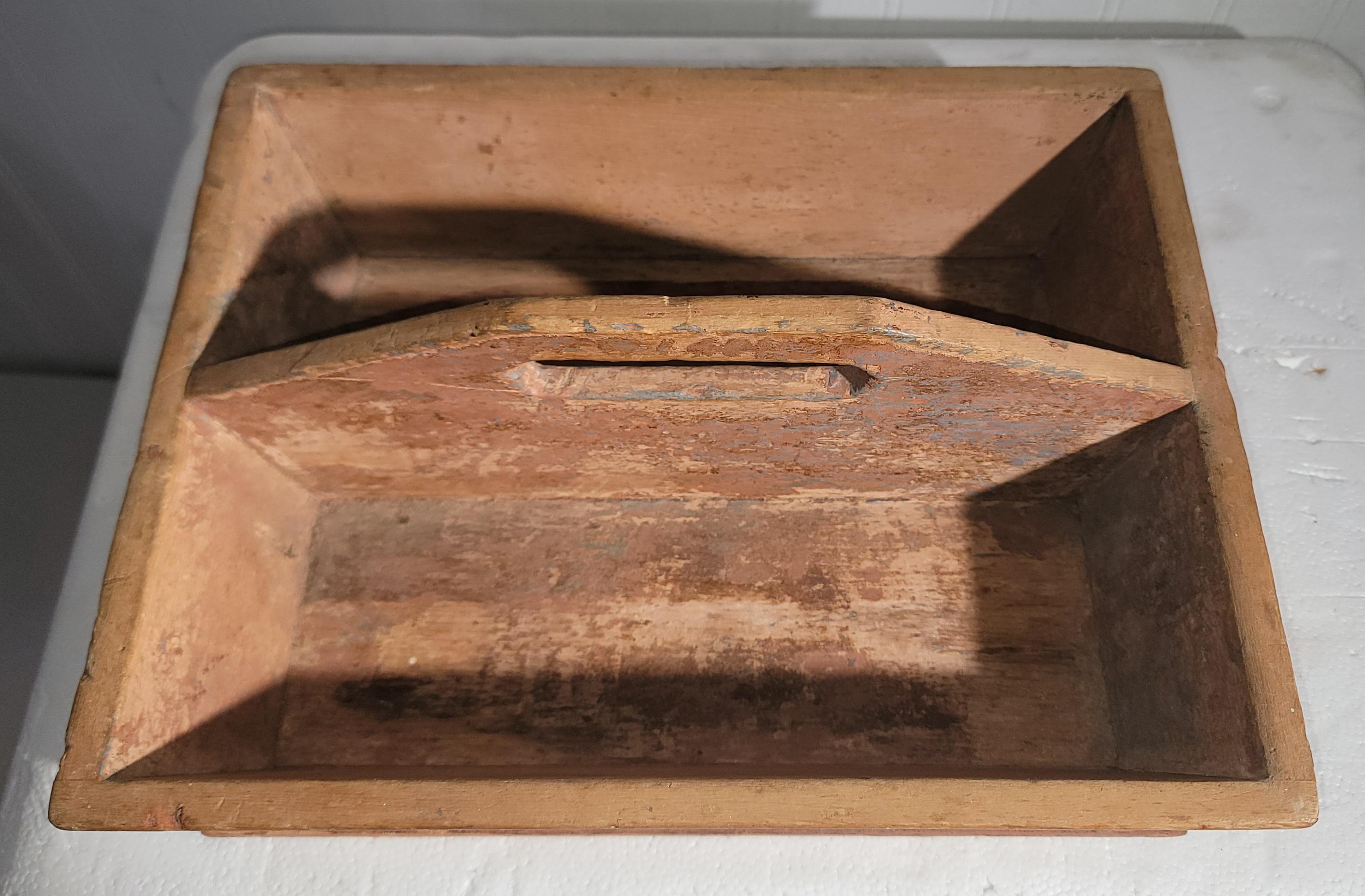 Coutellerie originale peinte au saumon du 19ème siècle (boîte à couteaux) Bon état - En vente à Los Angeles, CA