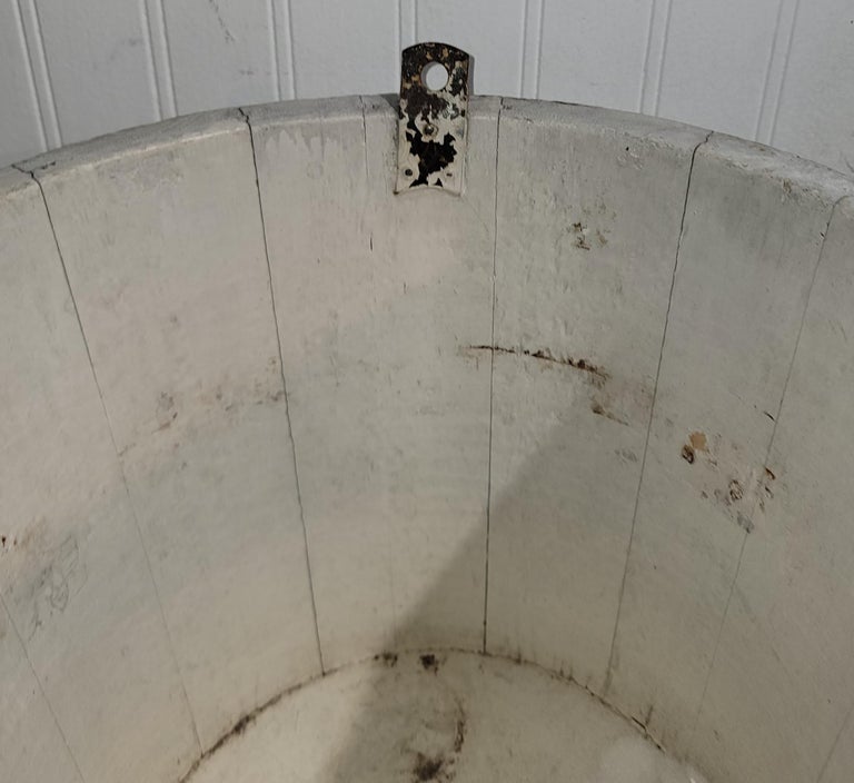 19Thc Original White Painted Bucket For Sale at 1stDibs