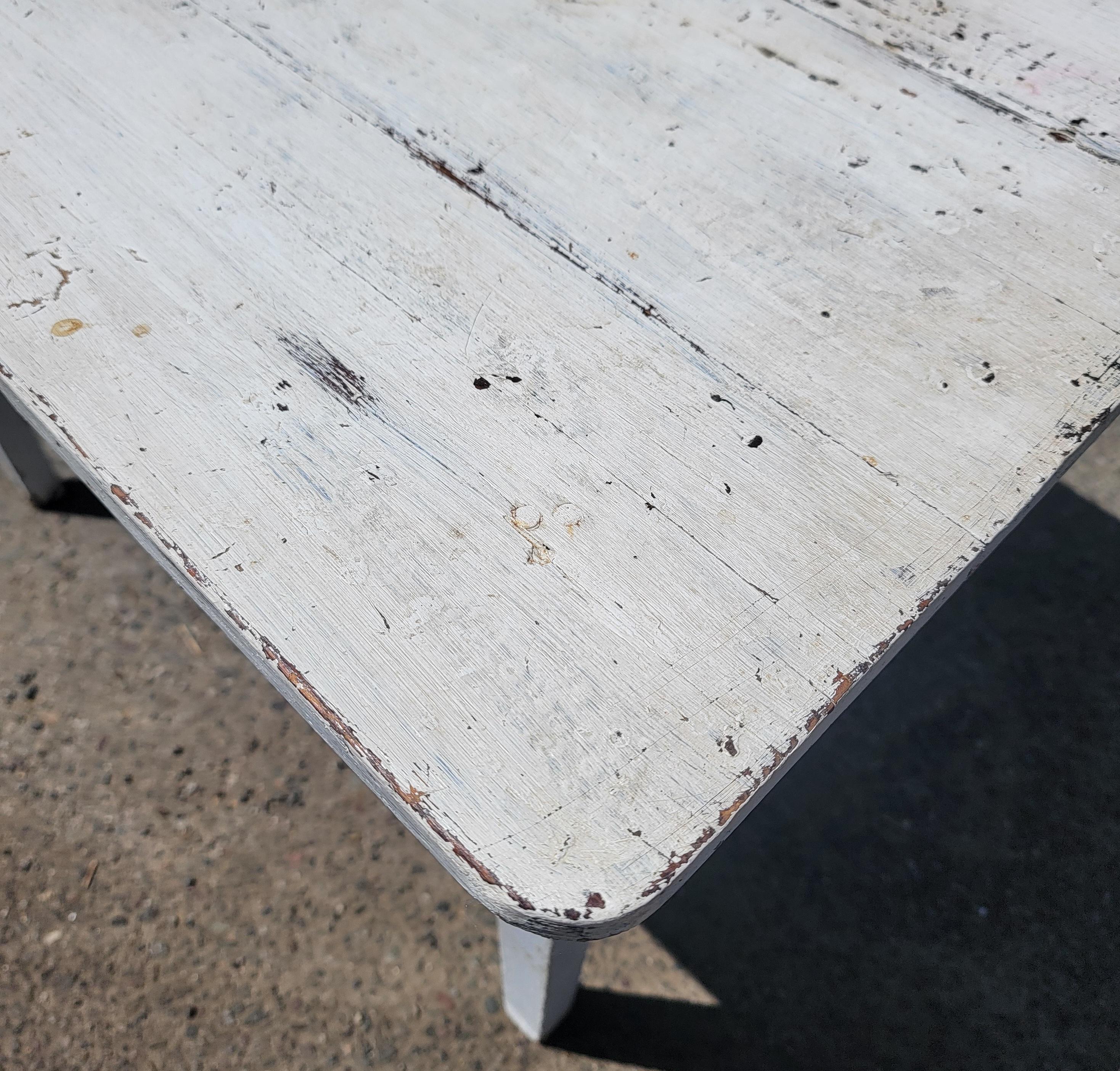 Wood 19thc Original White Painted Farm Table For Sale