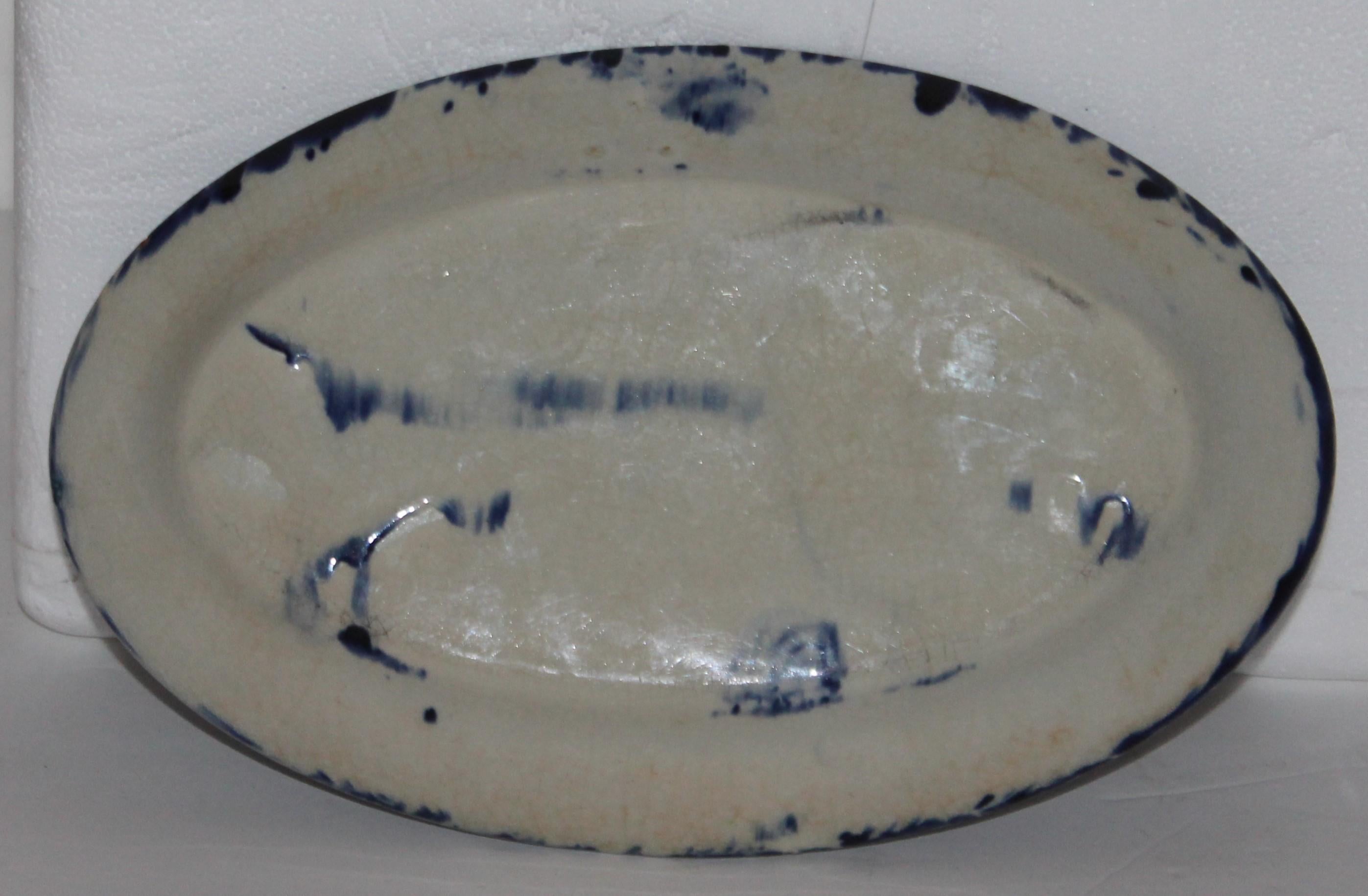 Adirondack 19th Century Oval Sponge Ware Serving Platter For Sale