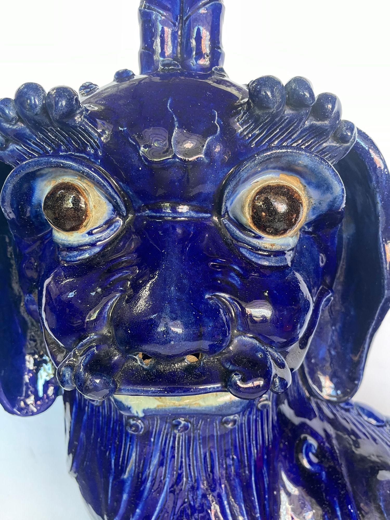 XIX sec. Modelli di terracotta smaltata blu cobalto cinese oversize di bestia mitica in vendita 8