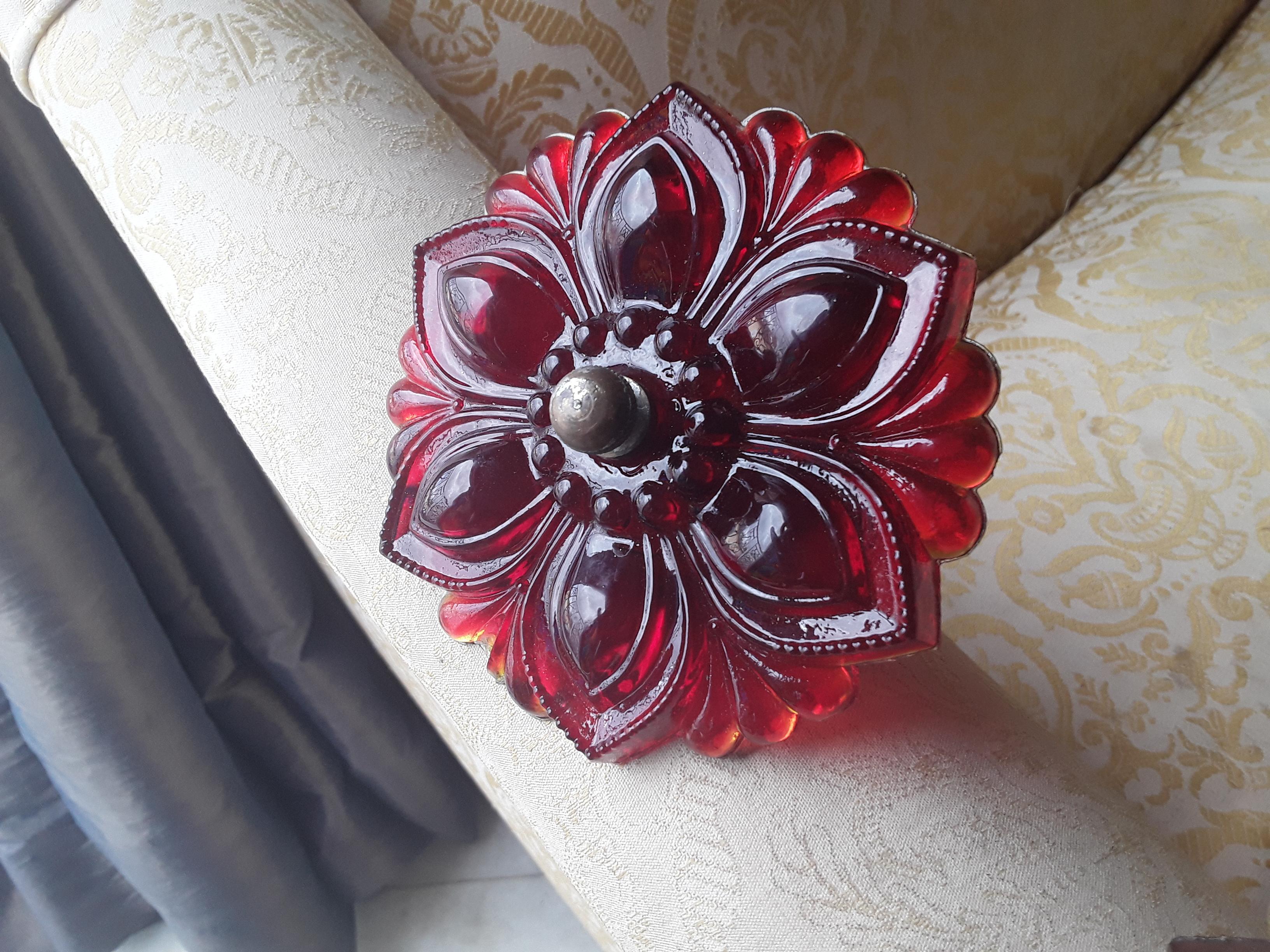 19thc Pair Art Nouveau Ruby Red Art Glass Flowers - Drapery Tiebacks For Sale 4