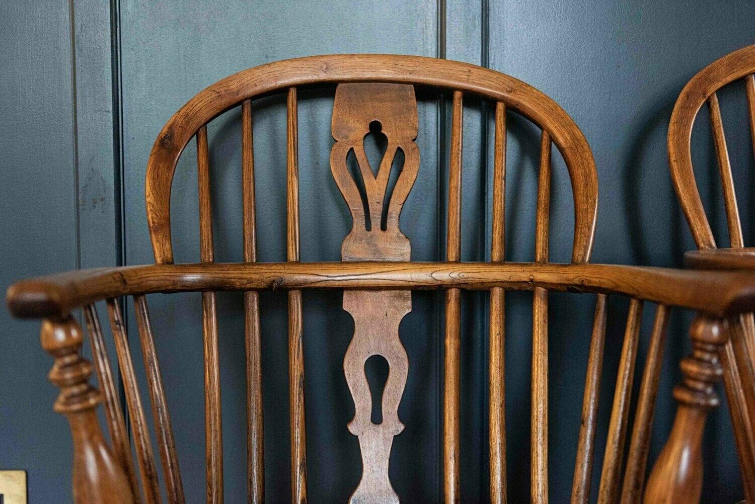 19thC Pair of Windsor Chairs im Angebot 6