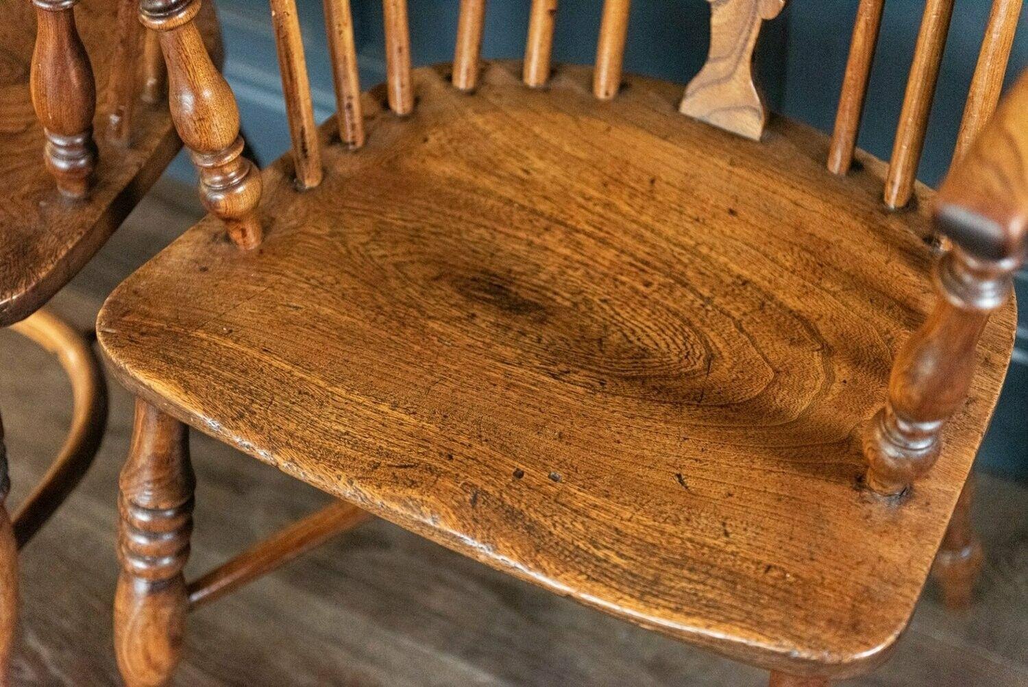 19thC Pair of Windsor Chairs im Angebot 3