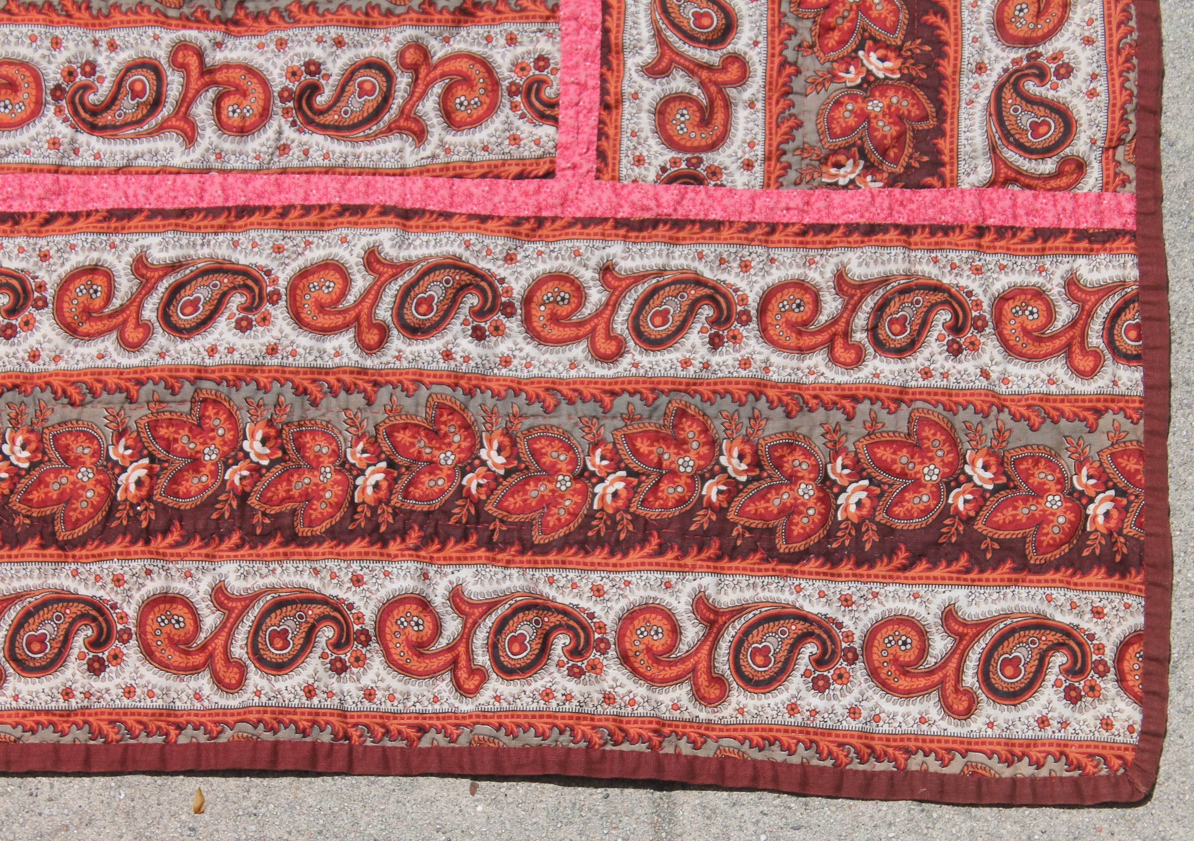 19th Century Paisley Patchwork Quilt Lancaster County, PA In Excellent Condition For Sale In Los Angeles, CA