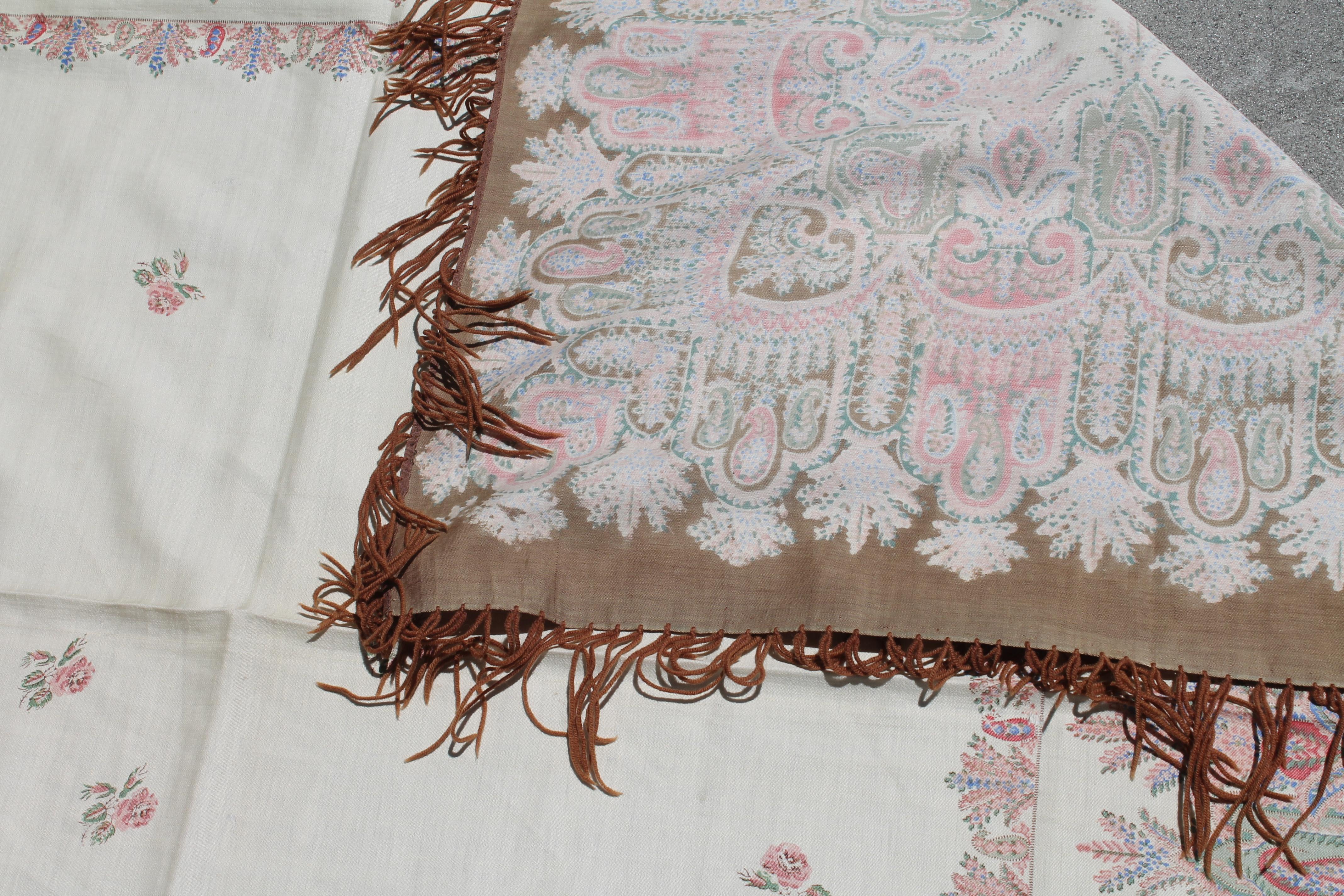 Paisley-Schal aus dem 19. Jahrhundert in gedeckten Farben im Angebot 2