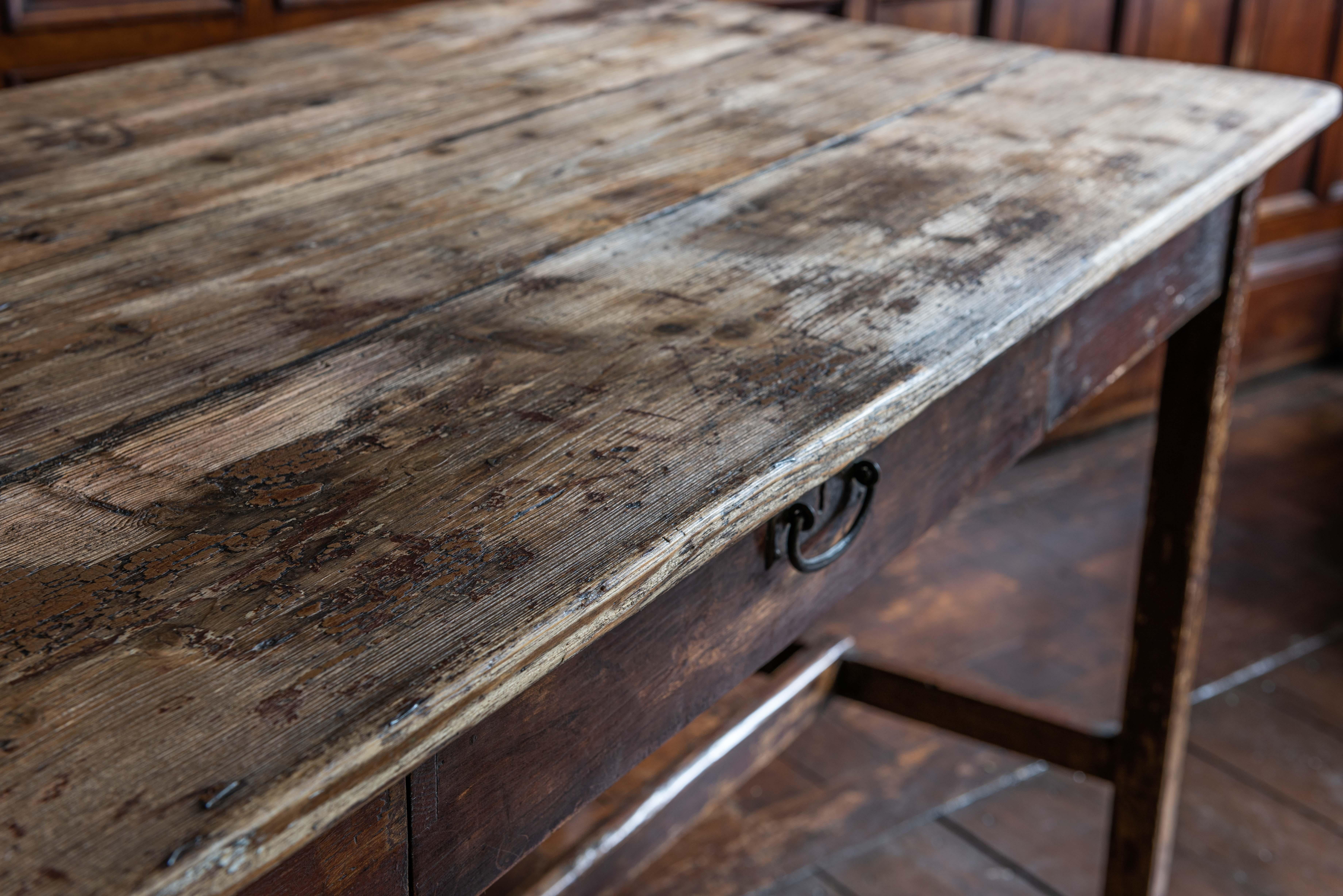 19th Century Pine Lancashire Mill Table For Sale 1