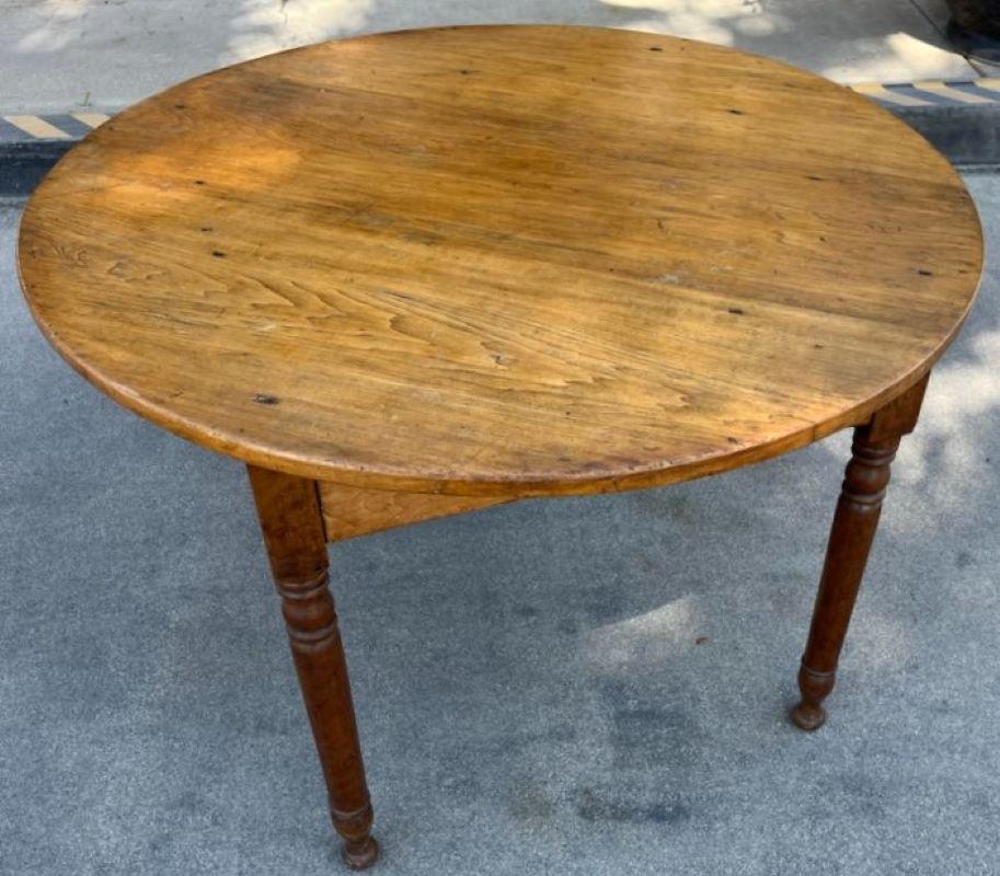 Adirondack 19th Century Pine Round Coffee Table from New England For Sale