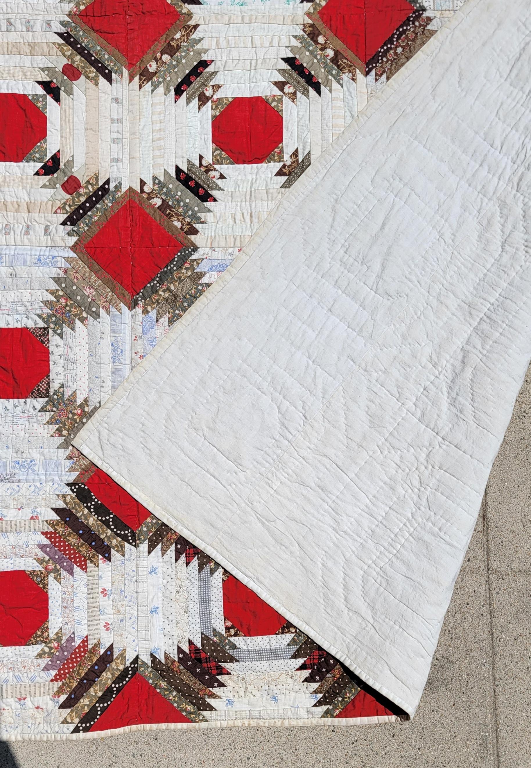 Hand-Crafted 19th C Pineapple Log Cabin Quilt from New England For Sale