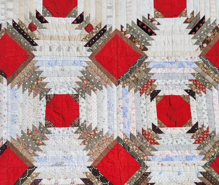 19th C Pineapple Log Cabin Quilt from New England In Good Condition For Sale In Los Angeles, CA