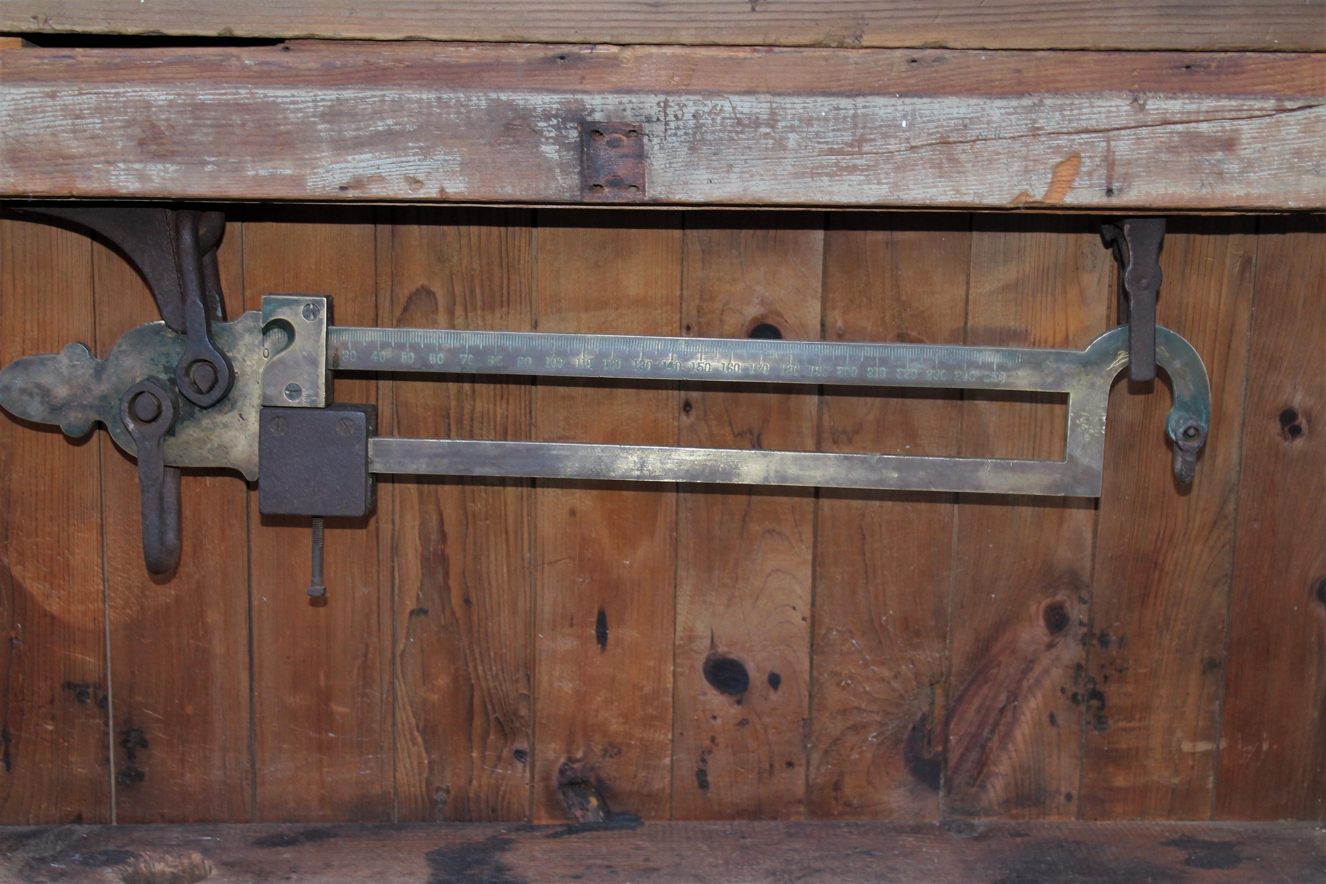 American 19th Century Plank Top Gate with Weight For Sale