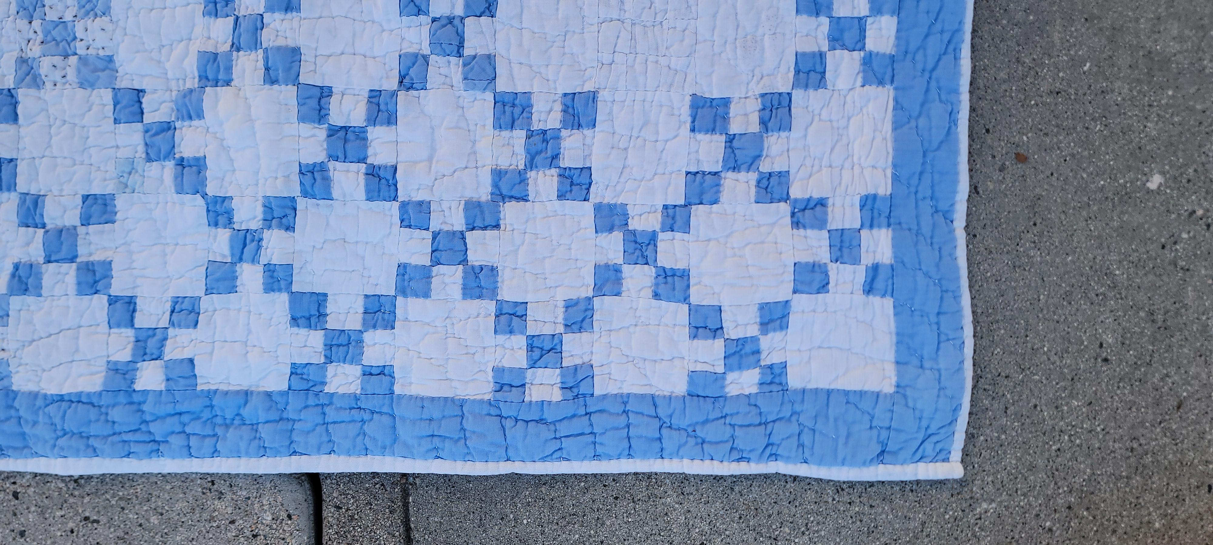 Colcha de cuna con cadena de sellos postales del siglo XIX Hecho a mano en venta