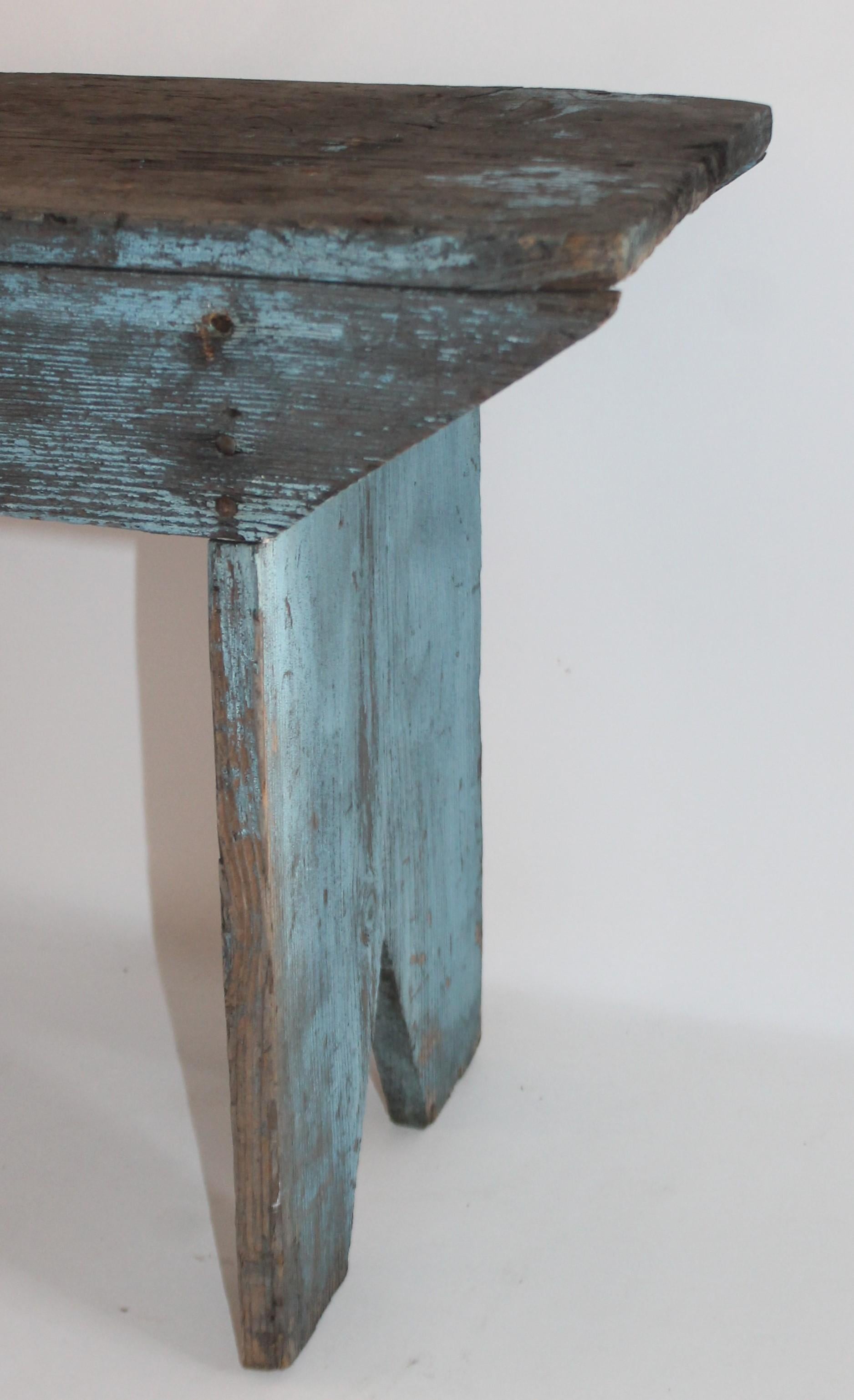 19th Century Powder Blue Farm House Bench In Good Condition In Los Angeles, CA