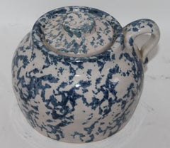 19th Century Rare Sponge Ware Pottery Bean Pot