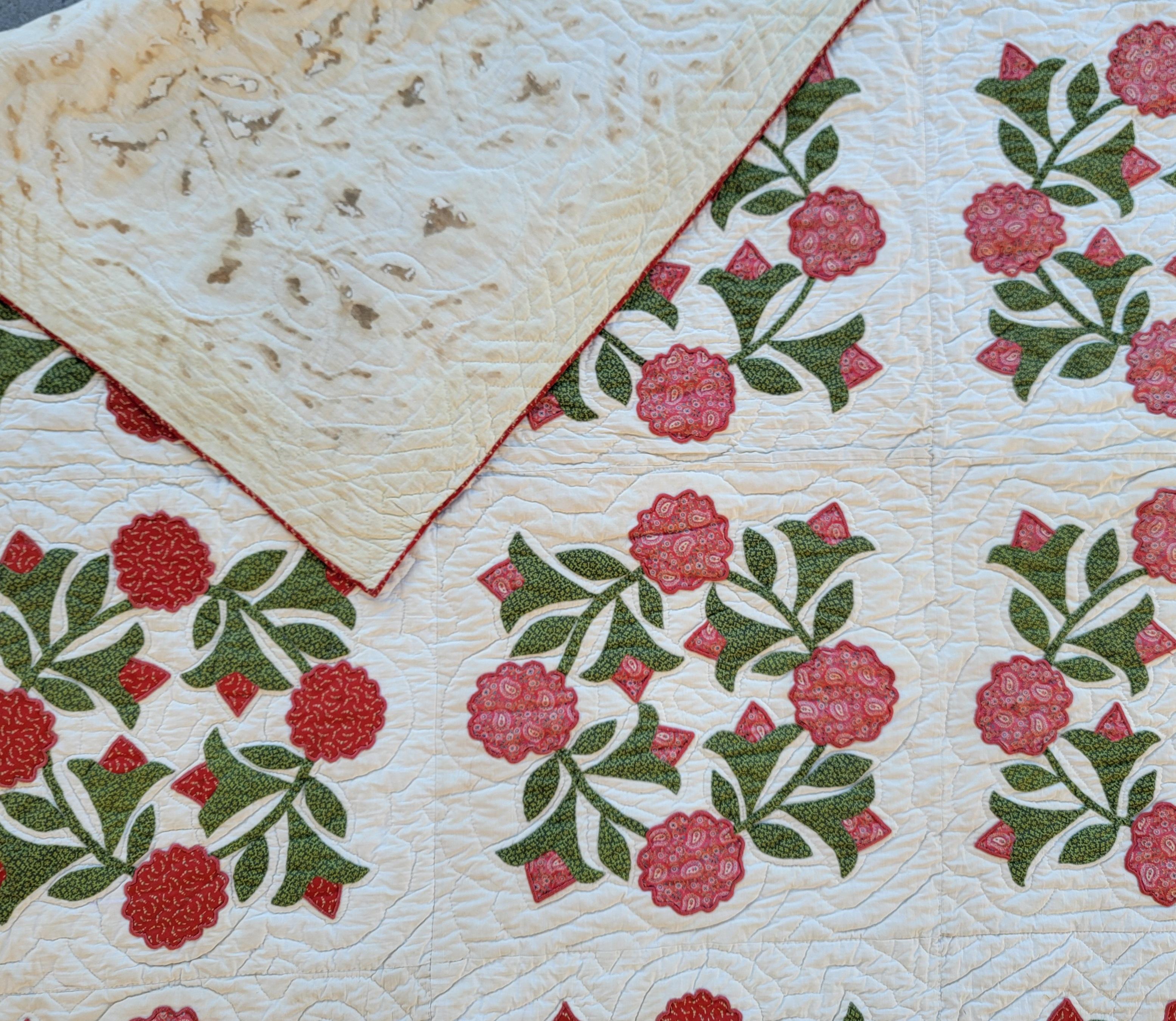 19th Century 19thC Red & Green Wreath Applique Quilt For Sale