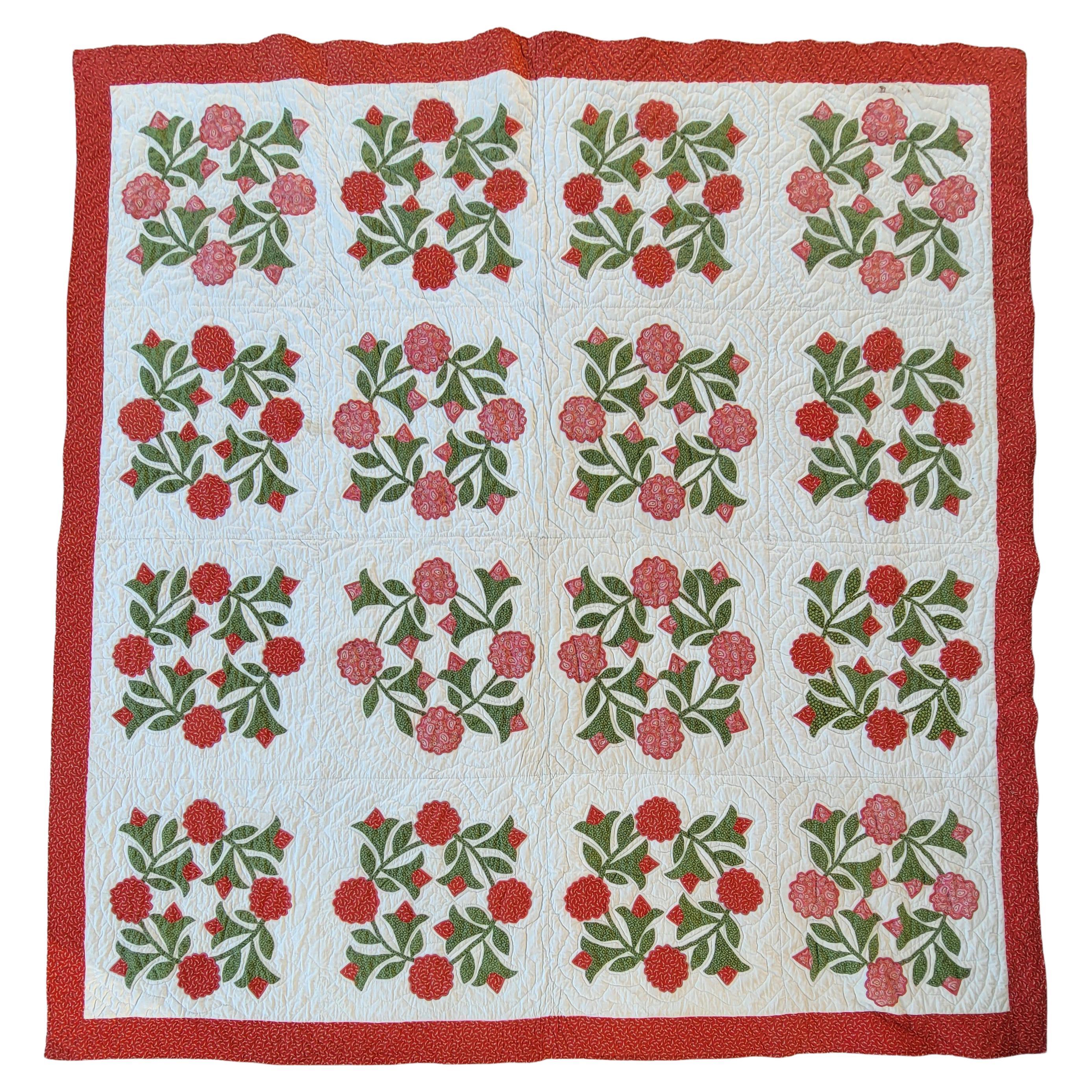 19thC Red & Green Wreath Applique Quilt For Sale