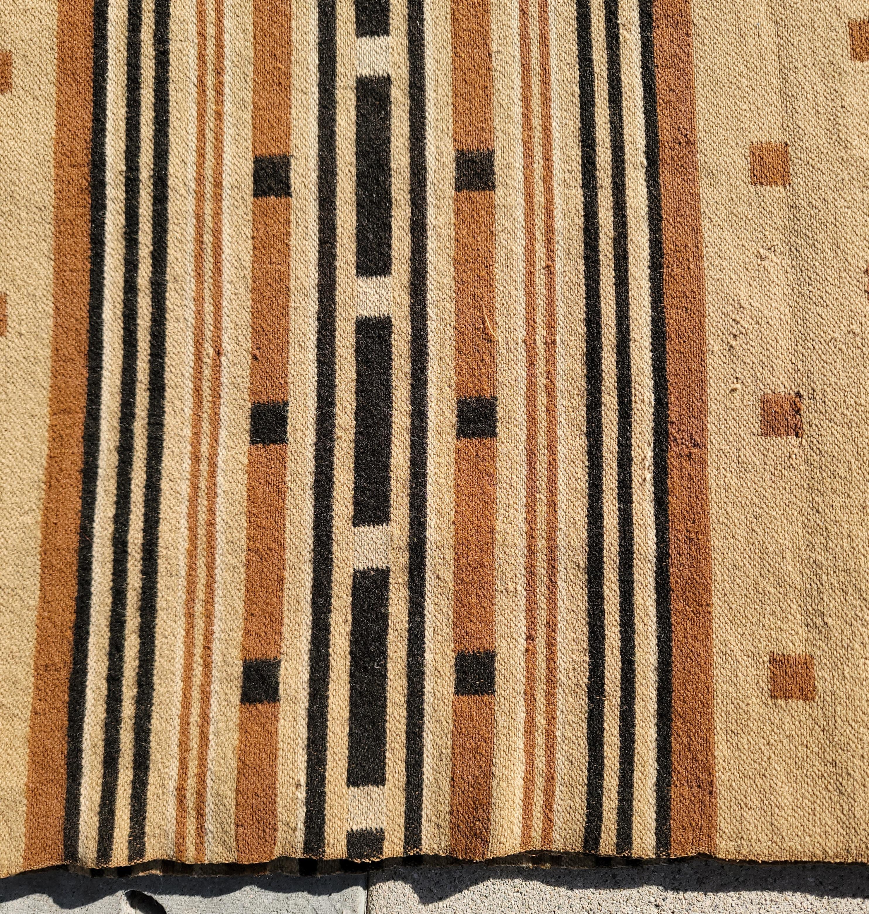 19thc Reversible Wool Horse blanket  In Good Condition For Sale In Los Angeles, CA