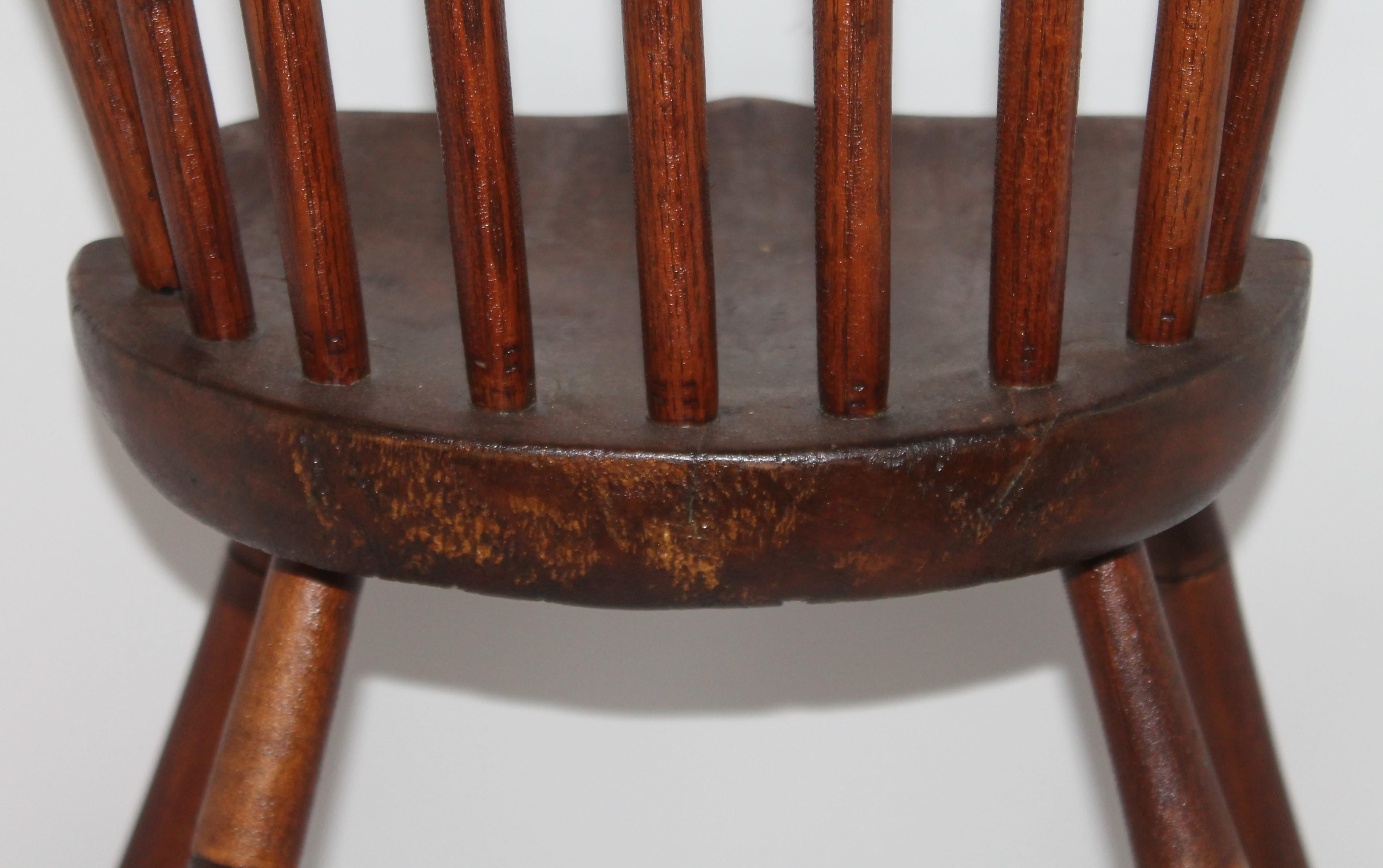 19th Century Rod Back Early Windsor Chair 1