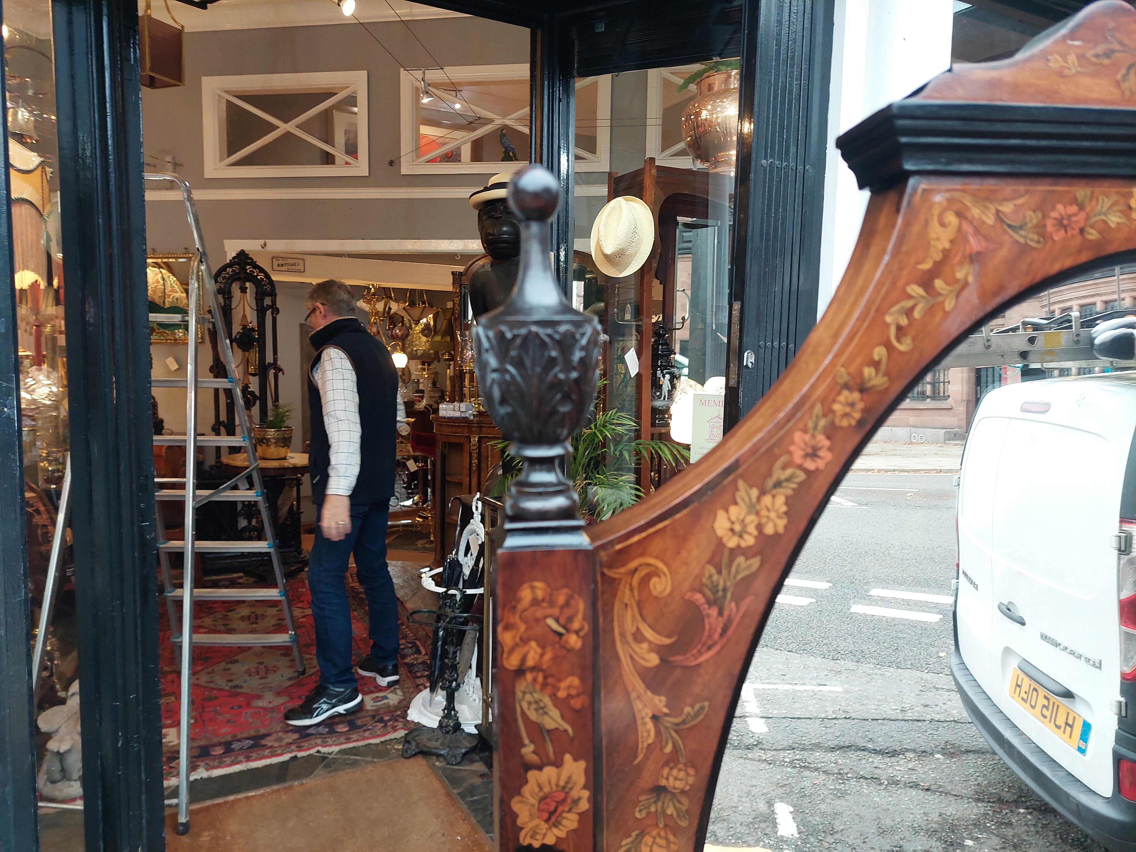 Specchio chevale intarsiato in palissandro e intarsio del XIX secolo in vendita 4