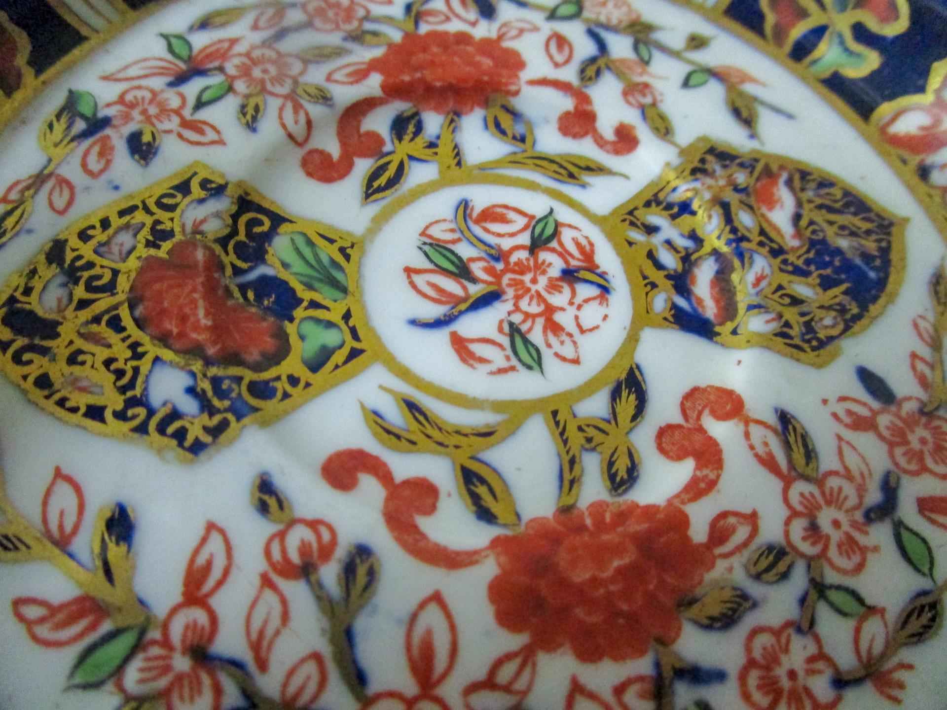 19thc Royal Crown Derby Demitasse Service for Eight Chinoiserie Imari Pattern  In Good Condition For Sale In Savannah, GA