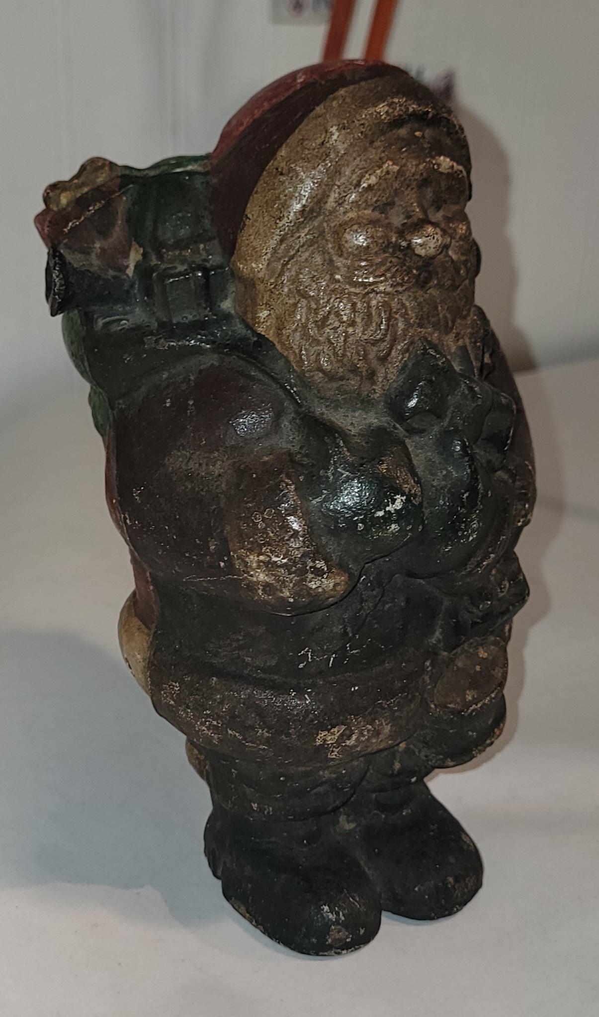 XIXe siècle Banque de centimes du Père Noël du 19e siècle en vente