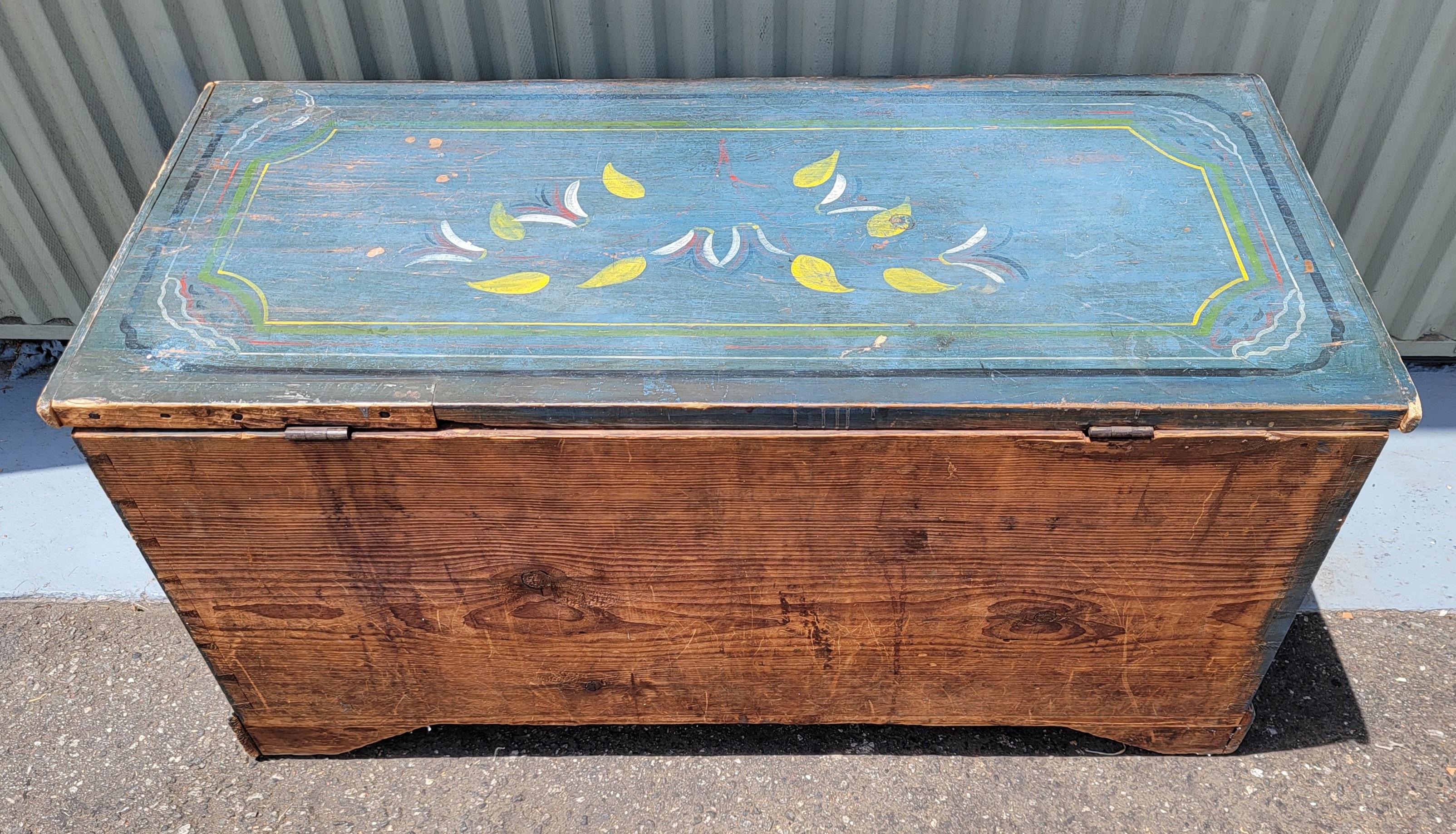 19Thc Schoharie County, New York Cofre de manta decorado con pintura Madera en venta