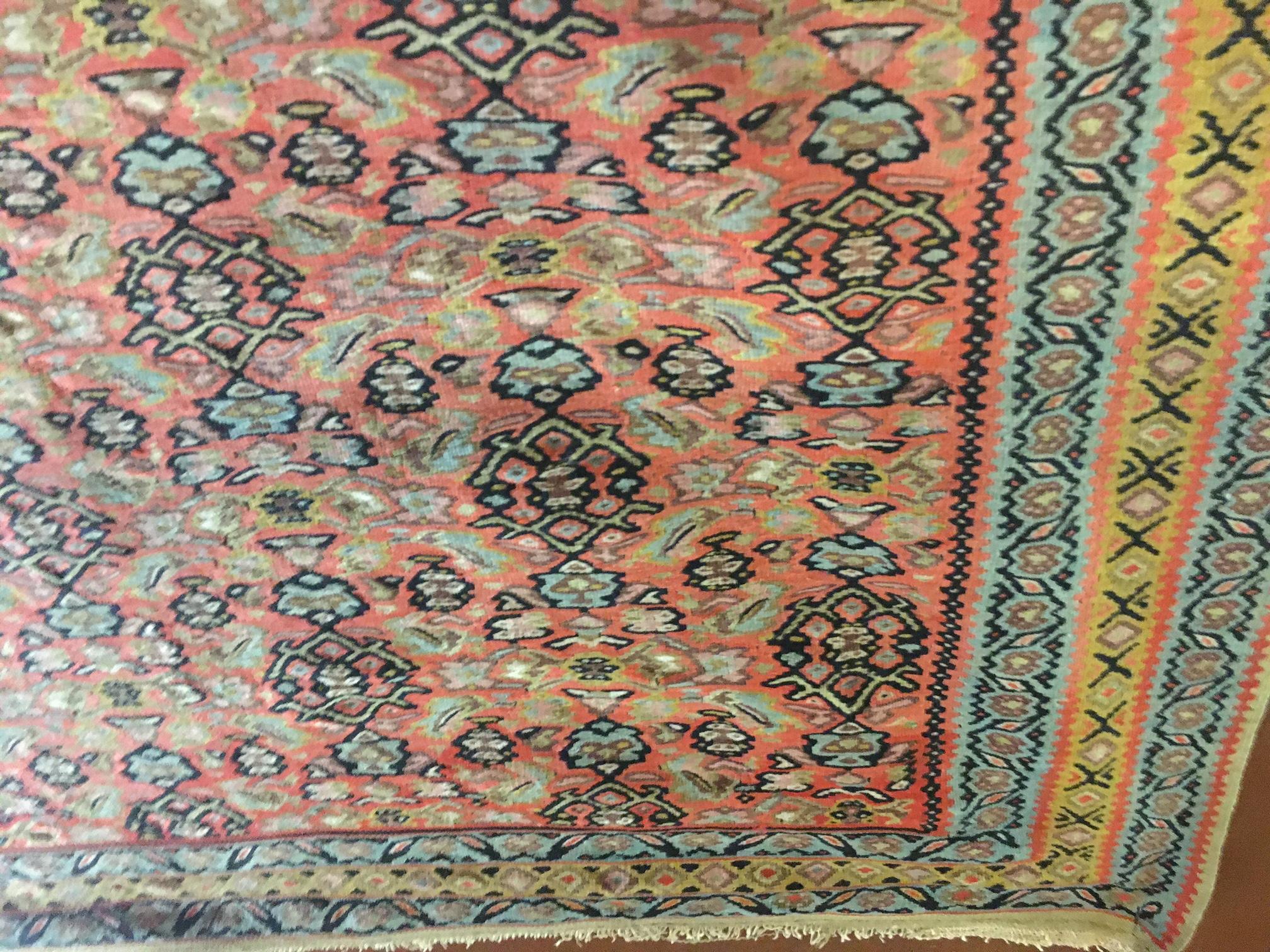 19thc Senneh Kilim Handwoven Flat Weave Carpet In Good Condition For Sale In Savannah, GA