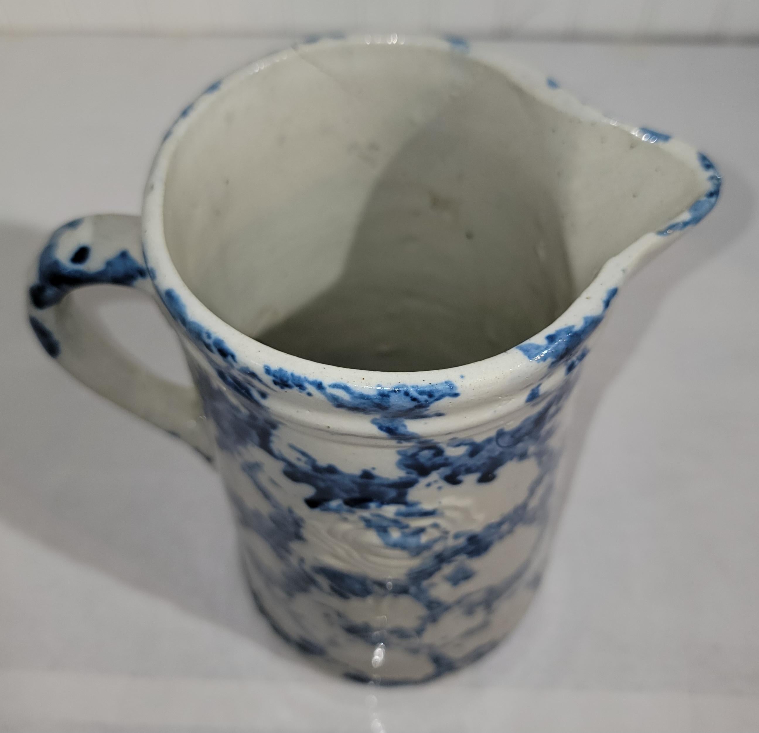 Hand-Crafted 19Thc Smoke Ring Pattern  Sponge Ware Pitcher For Sale