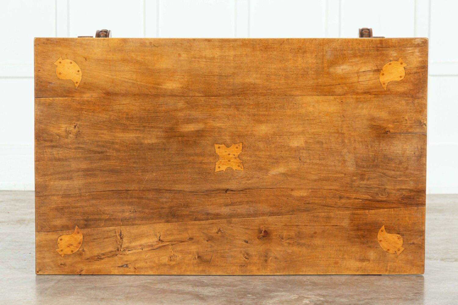 Table à tréteaux espagnole du 19e siècle en bois fruitier incrusté Bon état - En vente à Staffordshire, GB