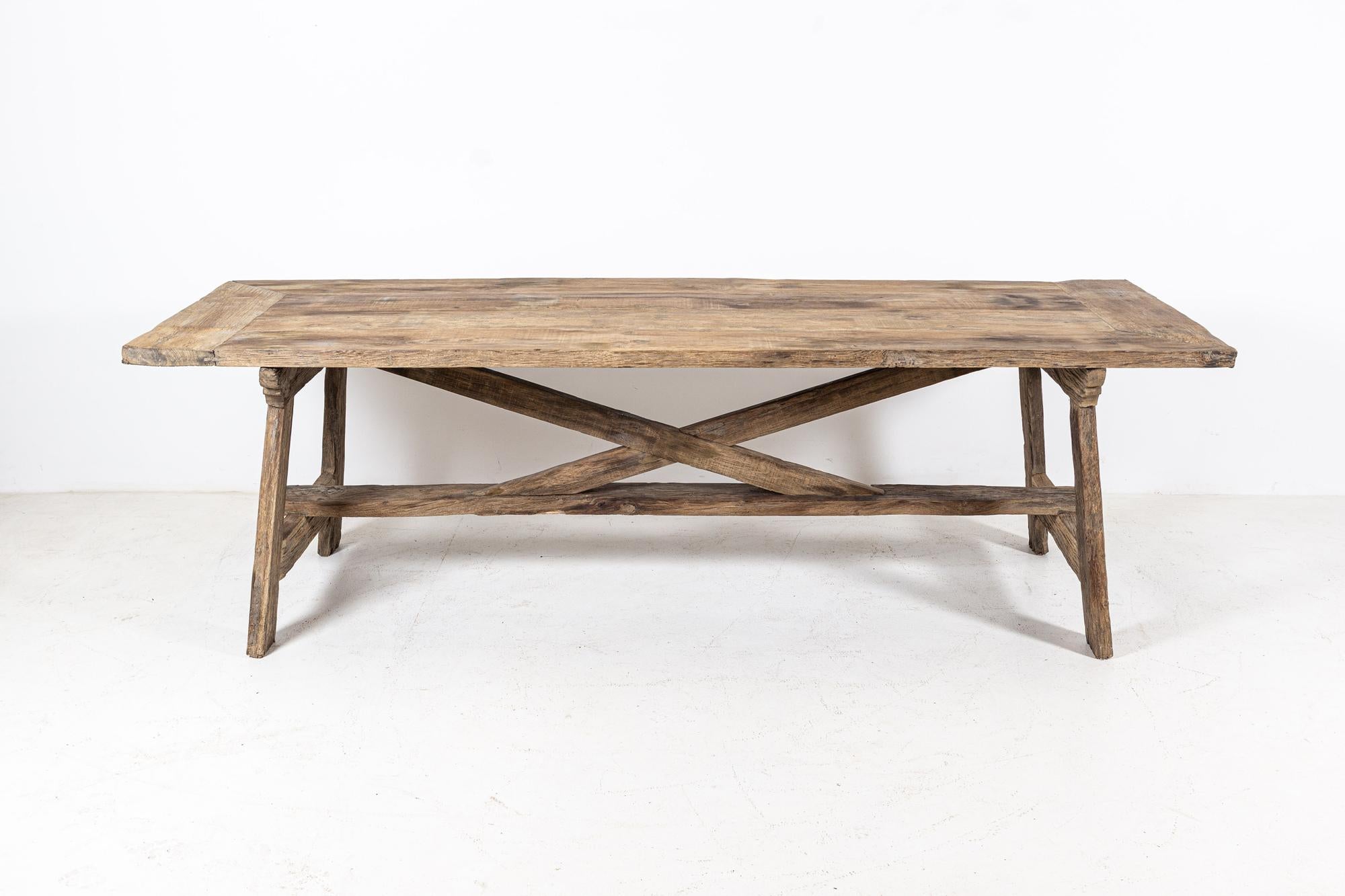 Circa 1840

19thC Spanish rustic oak bleached farmhouse table

W251 x D90 x H78 cm 
Apron 74 cm 
Leg to leg inside 200 cm