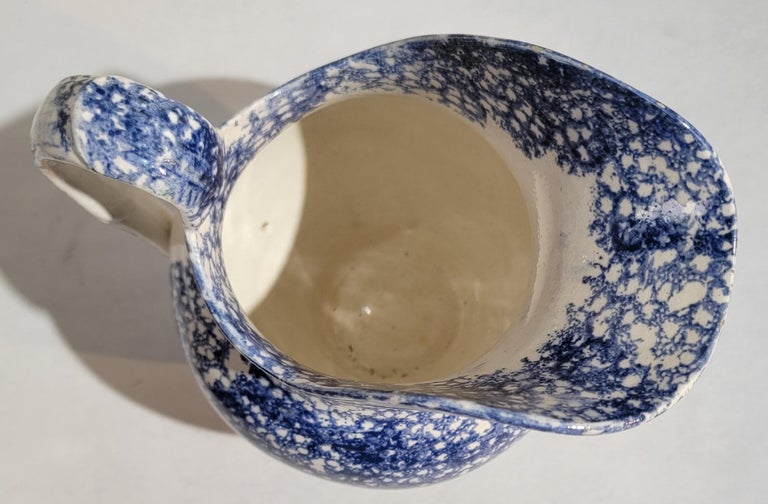 19Thc Sponge /Spatter Ware Water Pitcher In Good Condition For Sale In Los Angeles, CA