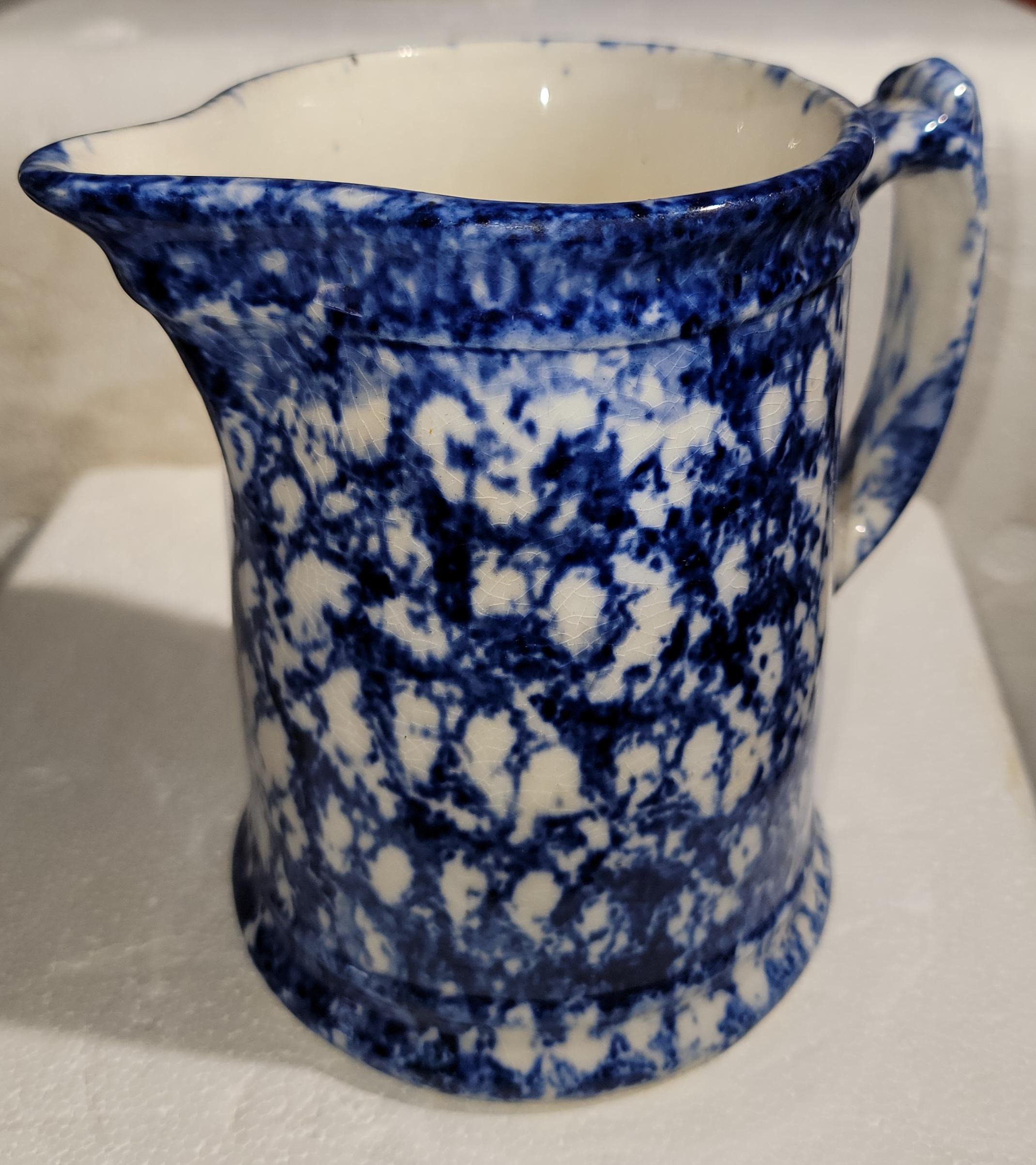 Pots à lait en éponge du 19e siècle -5 en vente 5
