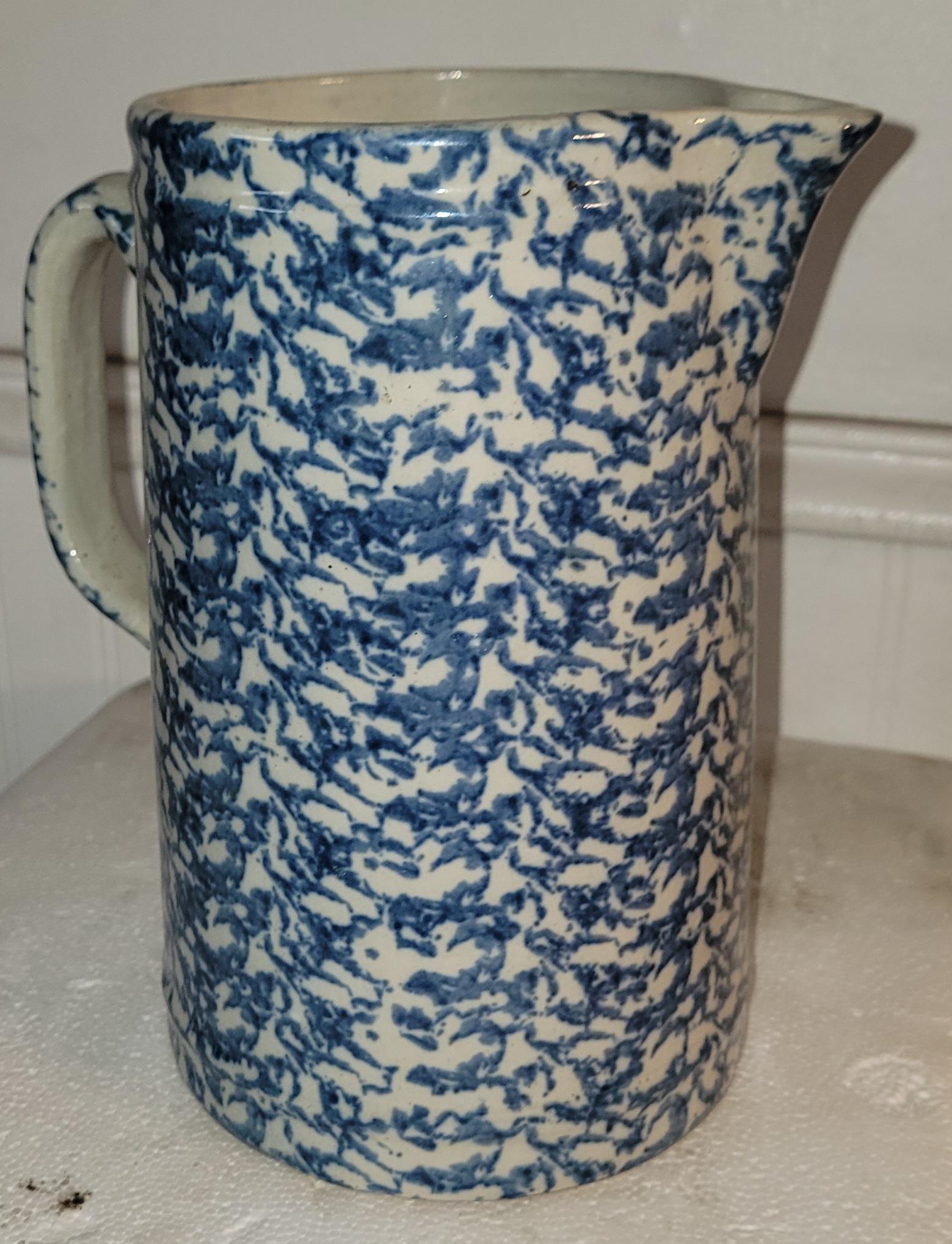 Artisanat Pichet en éponge du 19e siècle en vente