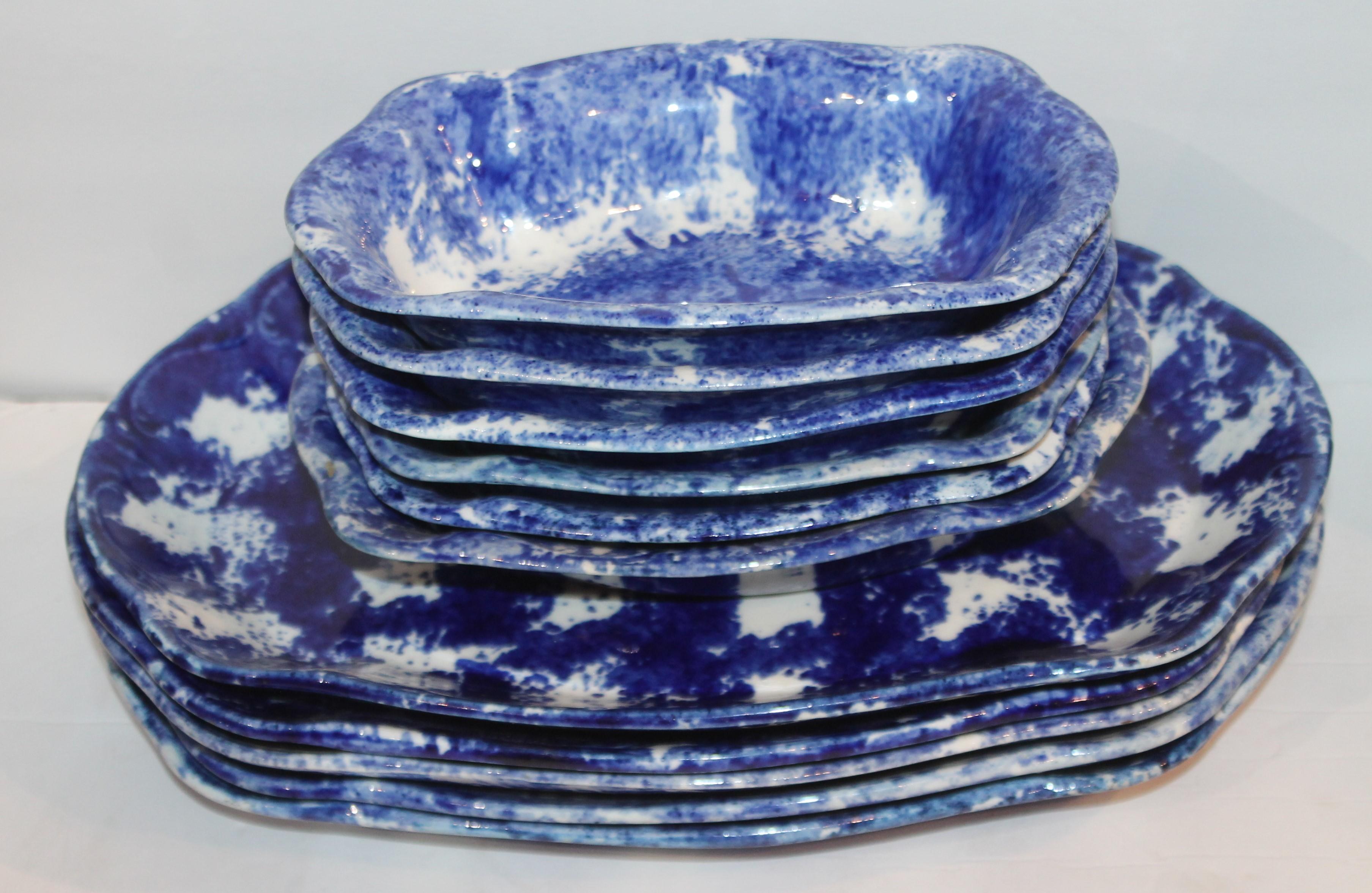 Country 19th Century Sponge Ware Platters and Bowls, 11 Pieces Collection For Sale